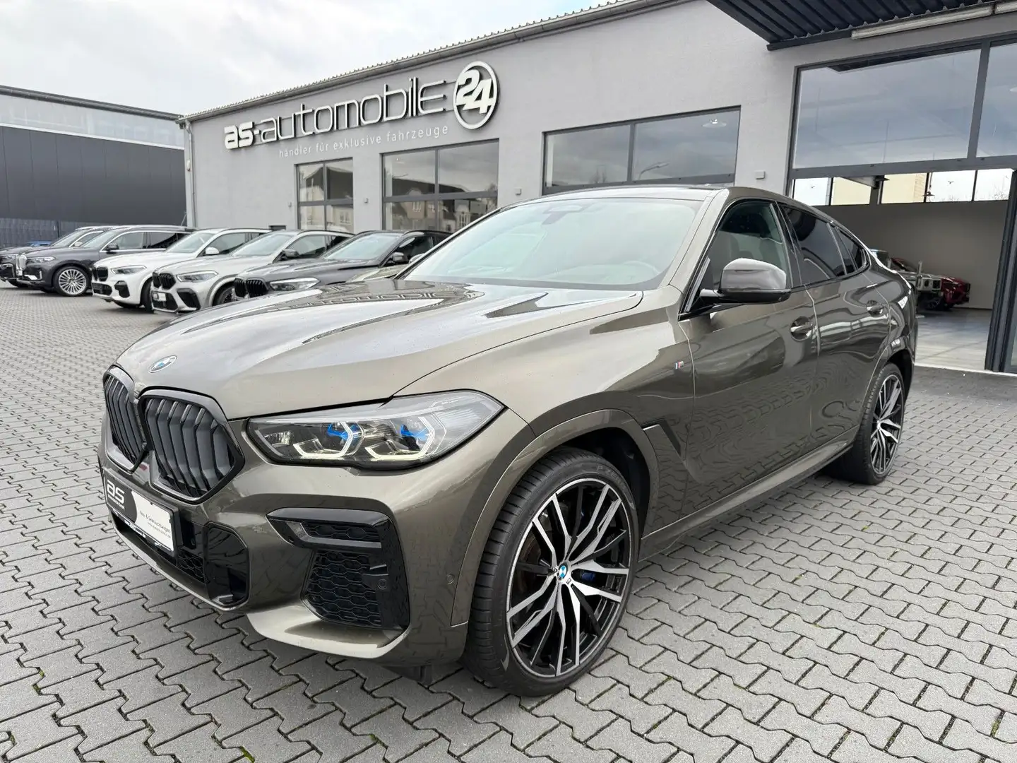 BMW X6 M X6*M50*INDIVIDUAL*3xTV*ACC*HUD*LASER*SKY-LOUNGE* - 1