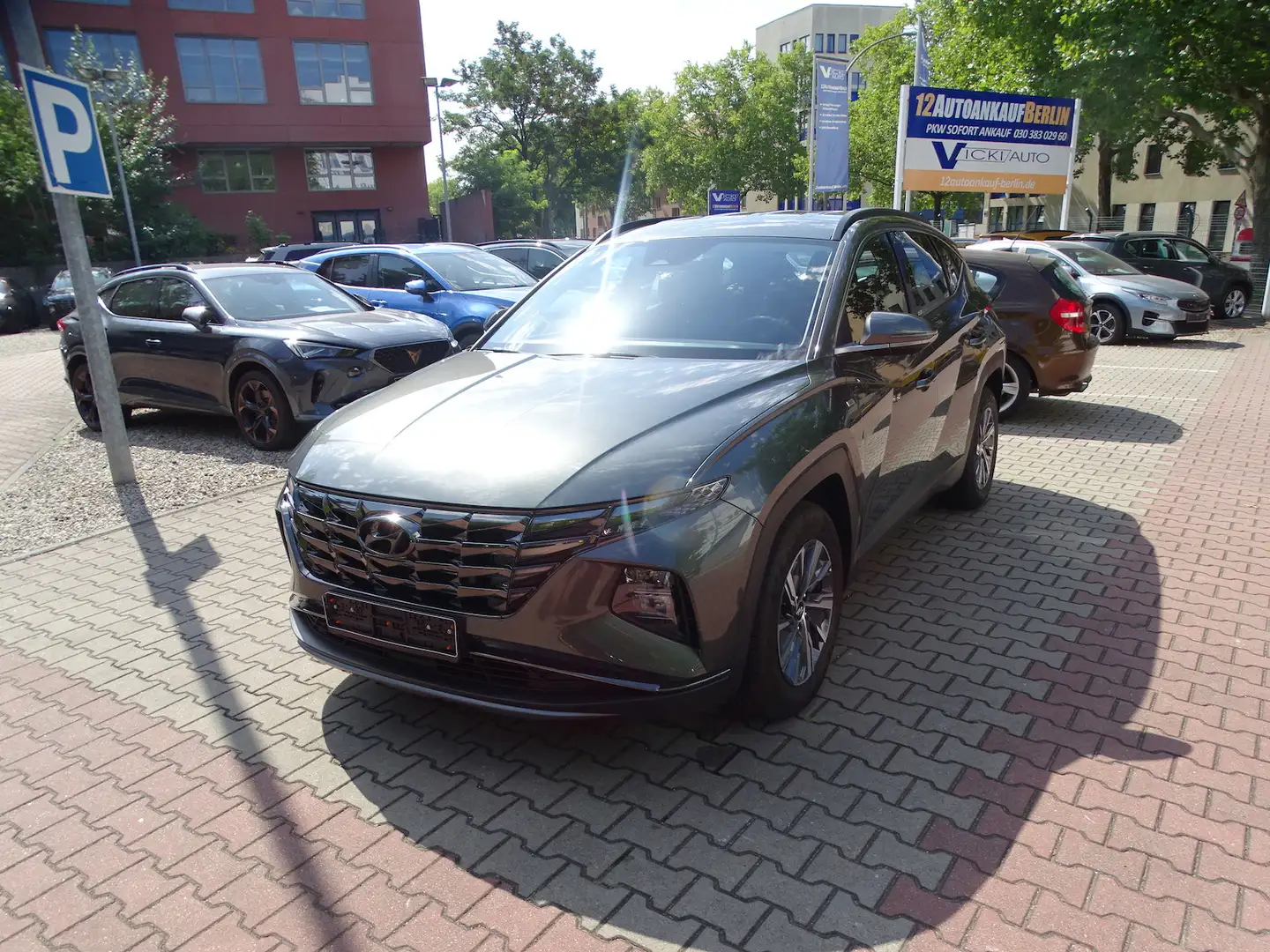 Hyundai TUCSON 1.6 T-GDI Mild-Hybrid 2WD Gris - 1