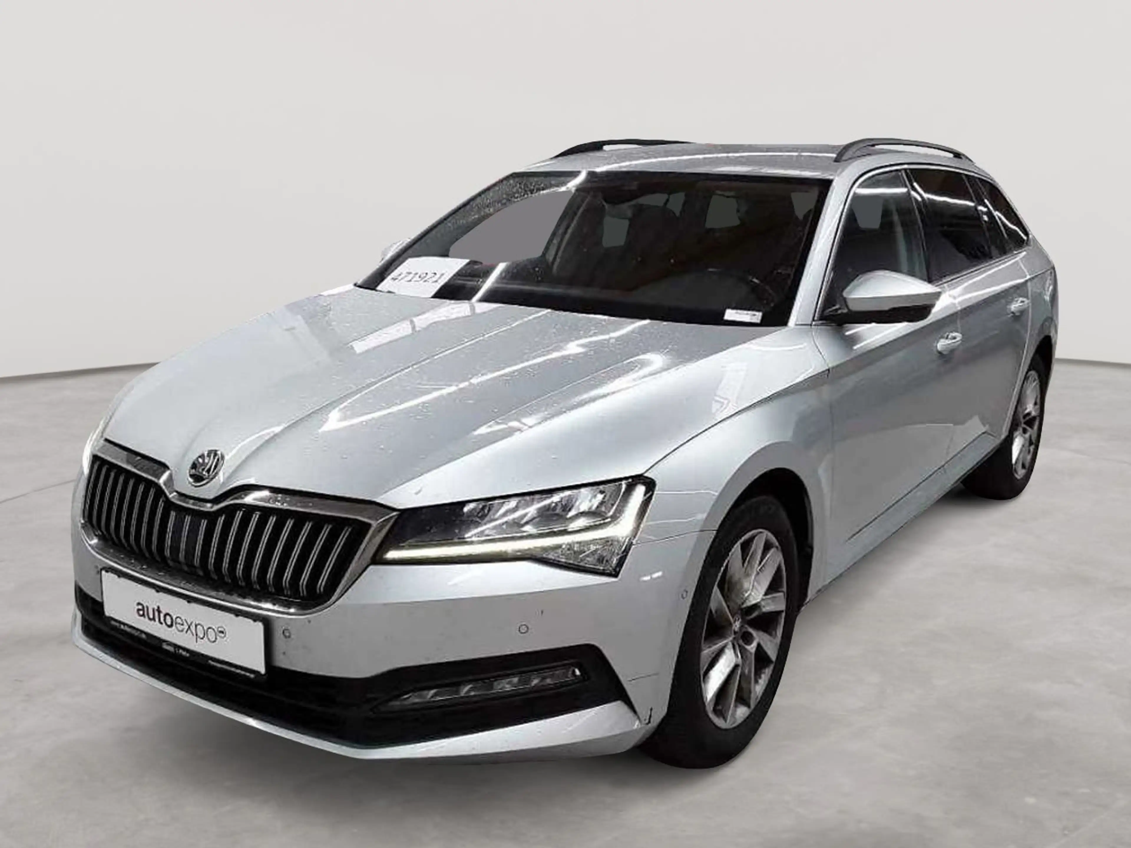 Skoda Superb Superb Combi 4x4 Ambition AHK NAV KAM — photo 2