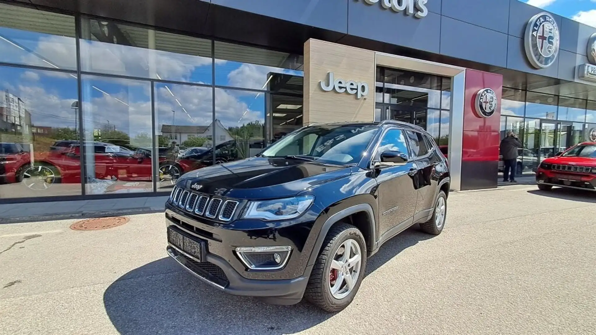 Jeep Compass 2,0 MultiJet AWD 9AT 140 Limited Aut. Schwarz - 1