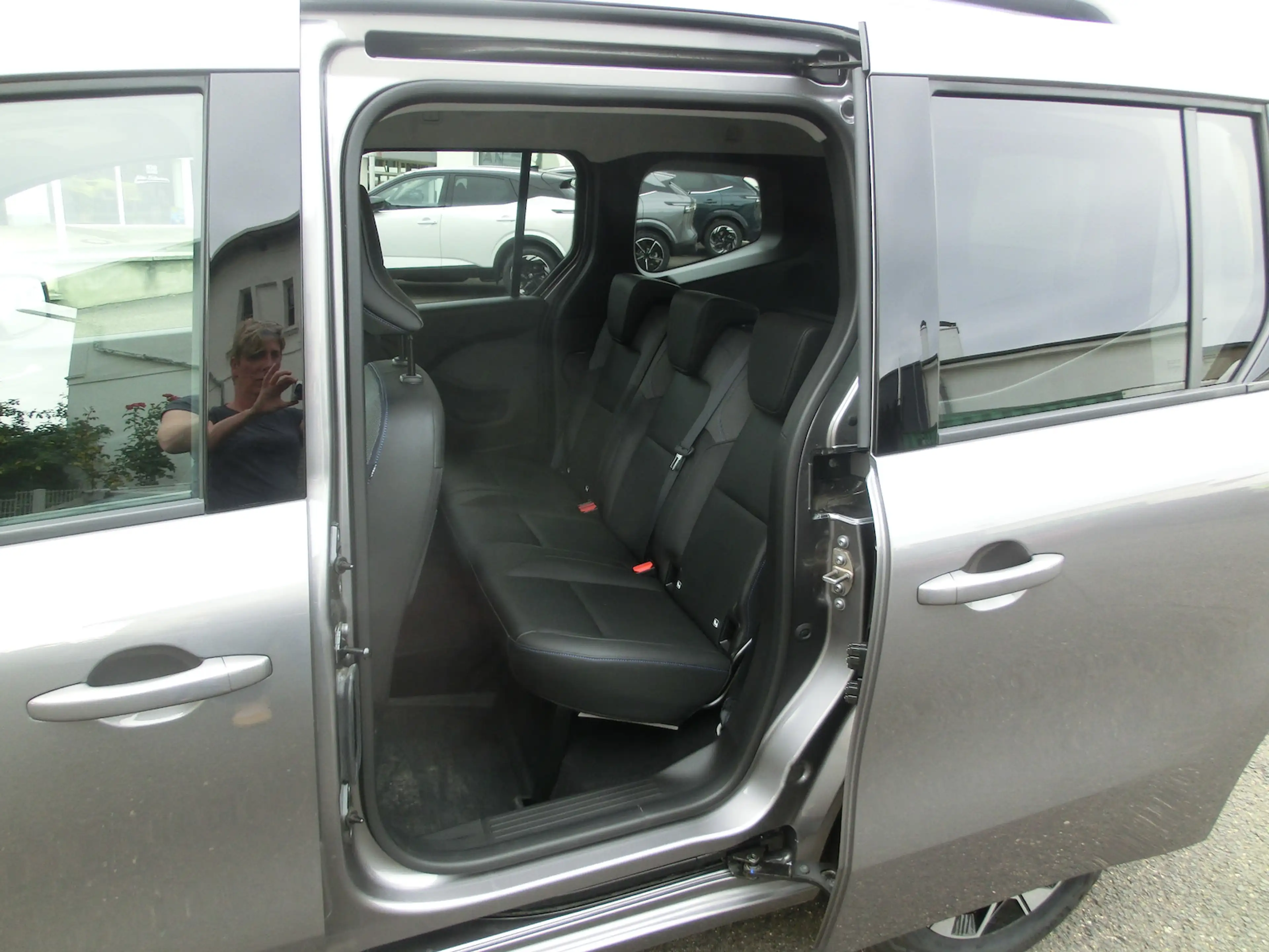 Nissan Townstar Tekna Automatik Kombi L1 1,3 DIG-T — photo 5