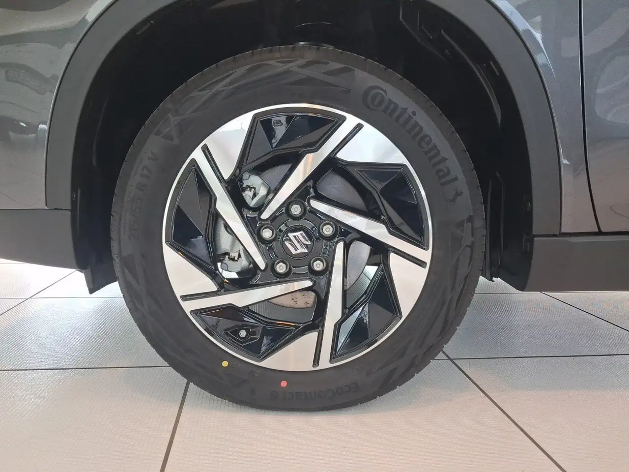 Suzuki Vitara 1.4 Boosterjet hybrid AllGrip Top 12