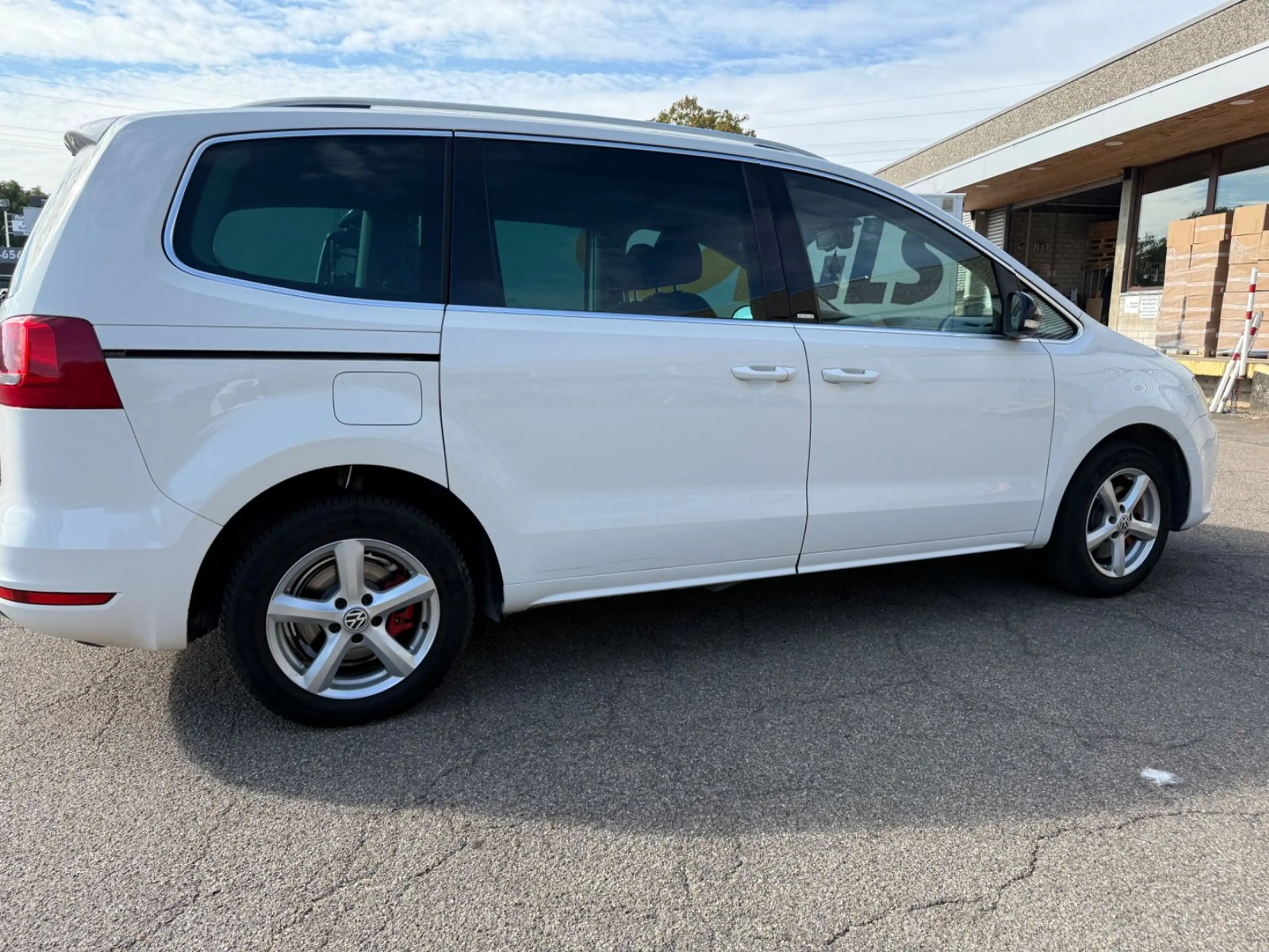 Volkswagen Sharan Style BMT DSG 7-Sitzer — photo 8