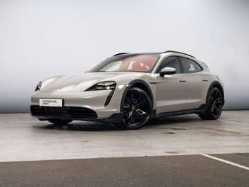 4 Cross Turismo