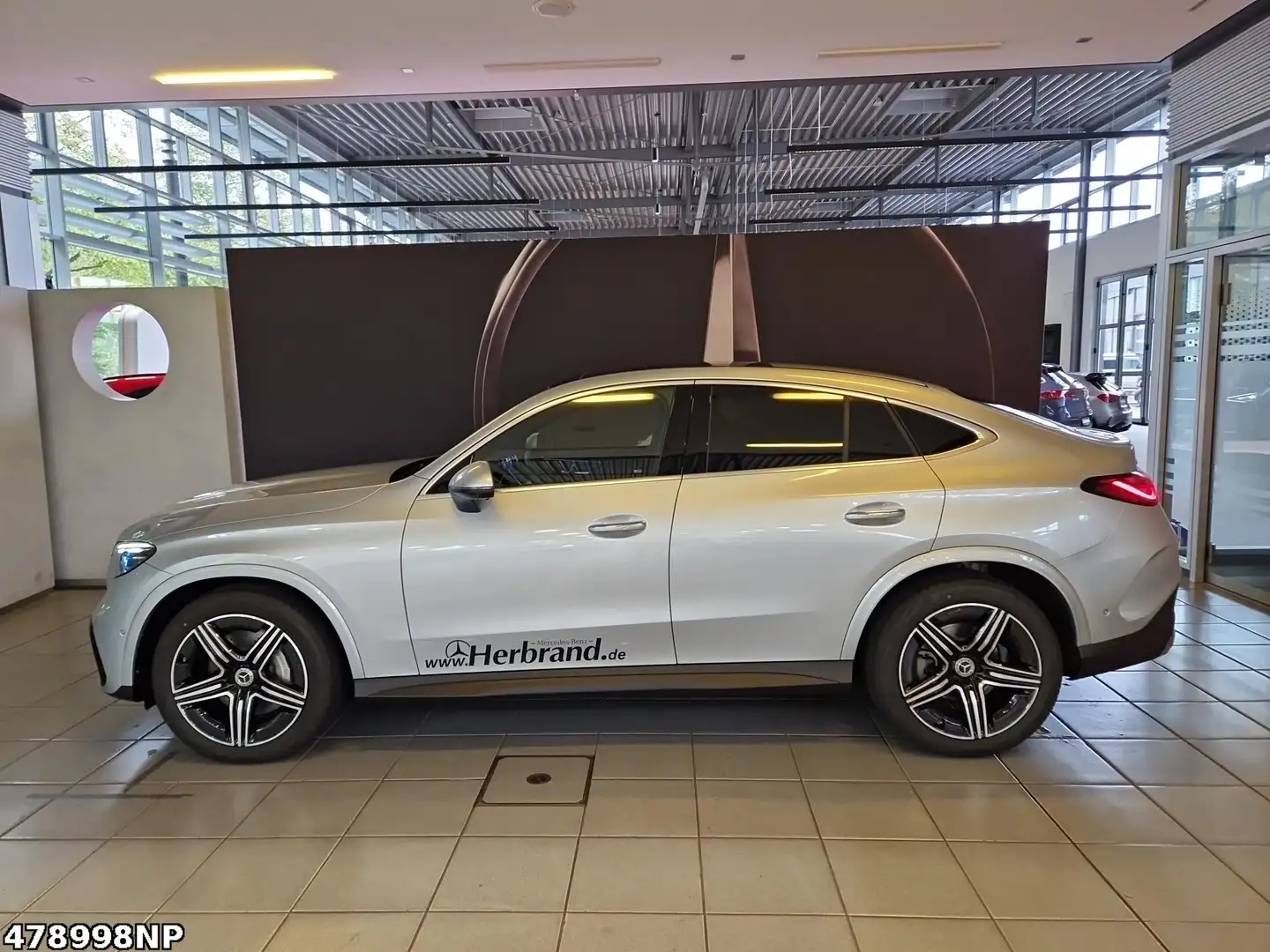 Mercedes-Benz GLC 300 Coupé AMG+MEMORY+PANO+AHK+DIAGITALLIGHT+ Silber - 2