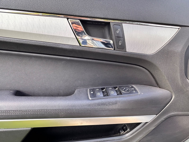 Mercedes-Benz E 350 E Cabrio E 350 CDI BlueEfficiency — photo 10