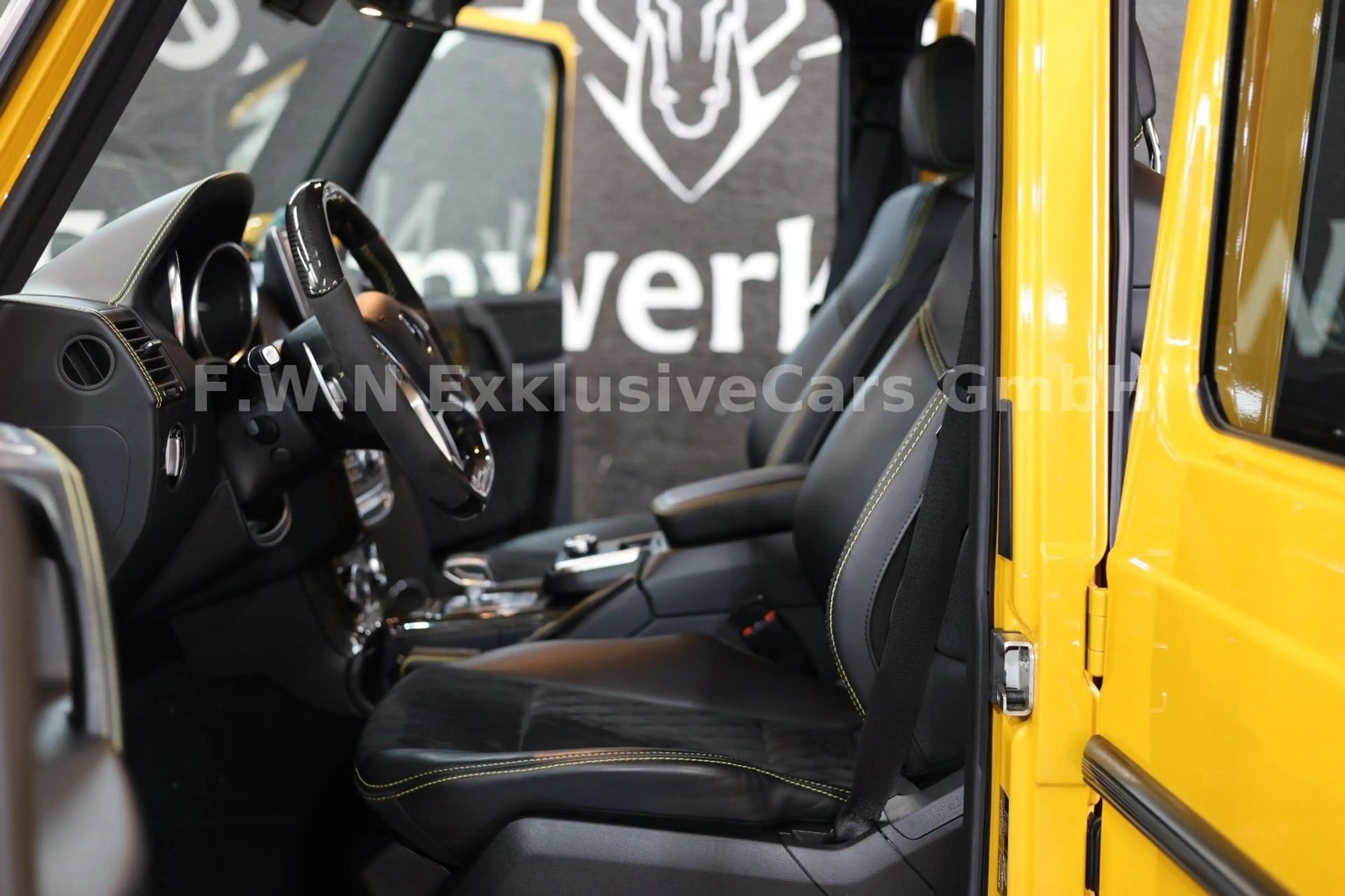 Mercedes-Benz G 500 4x4² Solarbeam*Carbon*designo Exklusiv — photo 2