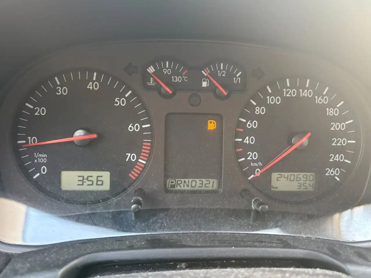Volkswagen Golf 1.6 Auto Basis AUTOMATIK / KLIMA, foto 10
