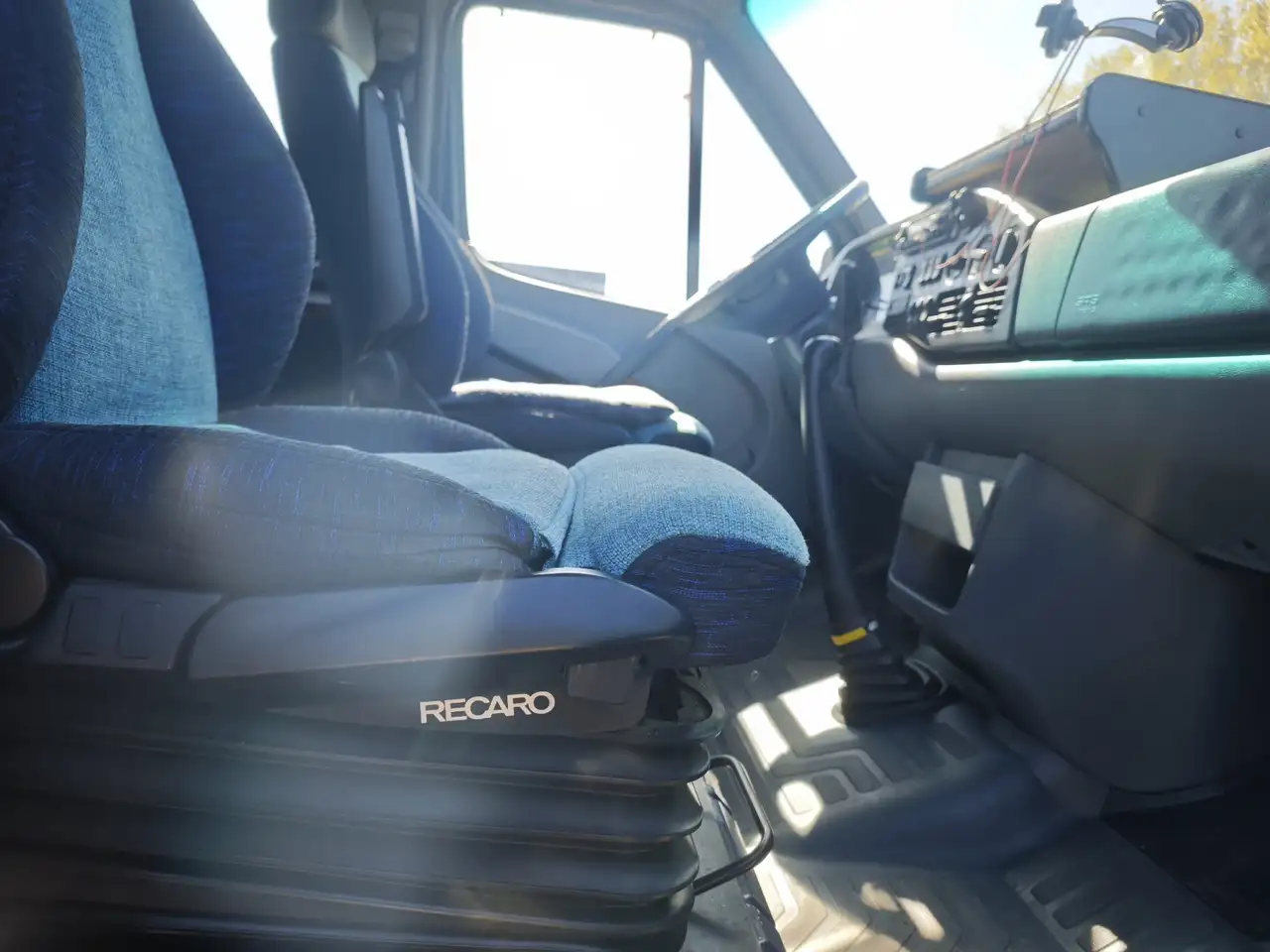 Mercedes-Benz Sprinter 212 D 902.472, foto 7