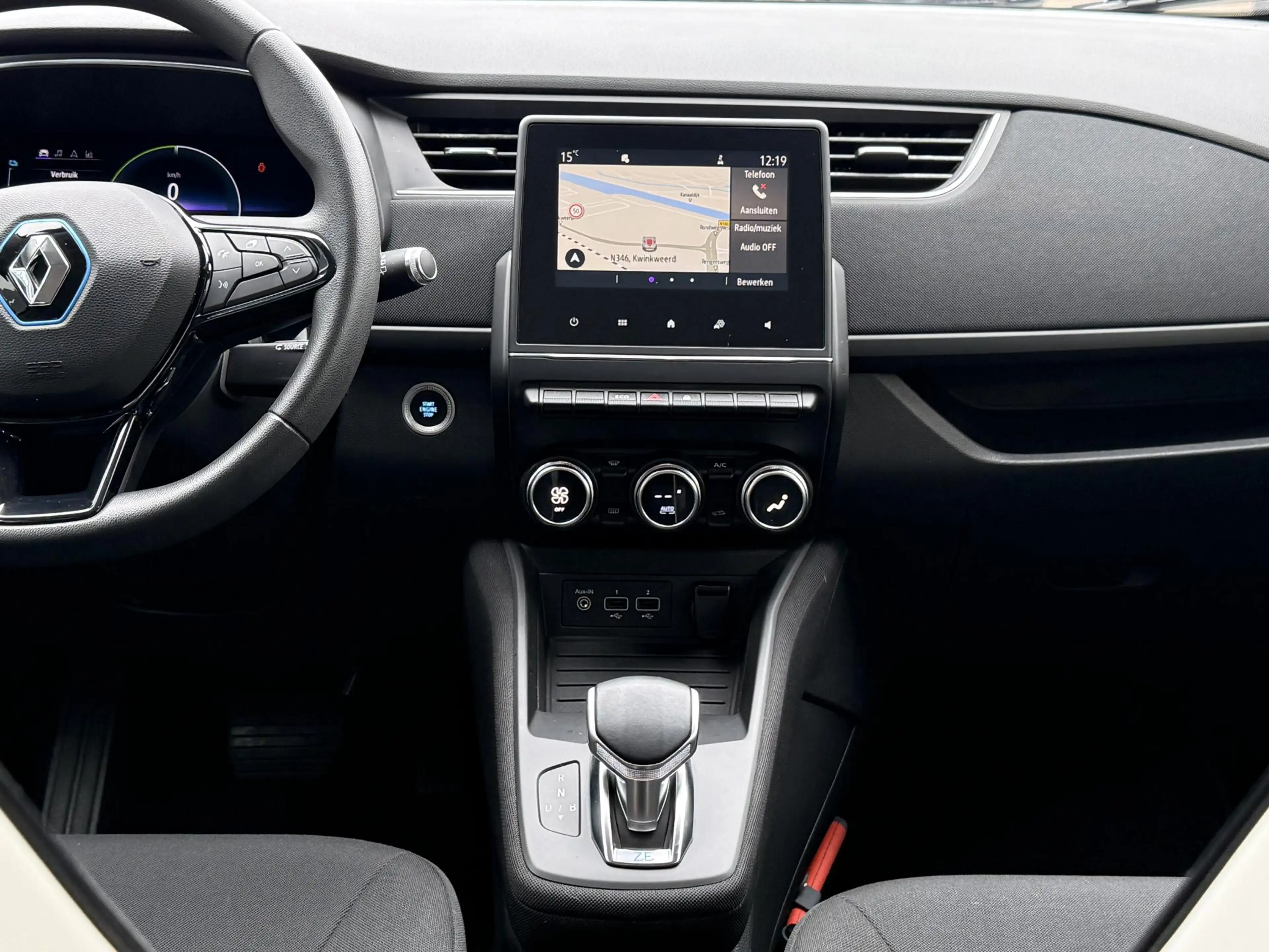 Renault ZOE R110 Life 52 kWh | NAP | Navigatie| Climate Contro — photo 10