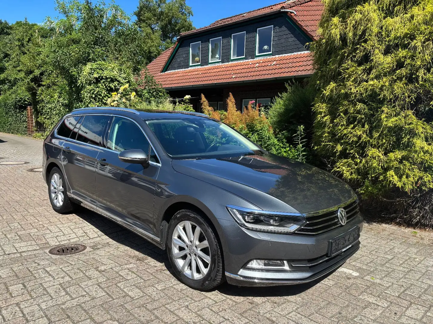 Volkswagen Passat Variant Highline BMT/Start-Stopp Grau - 1