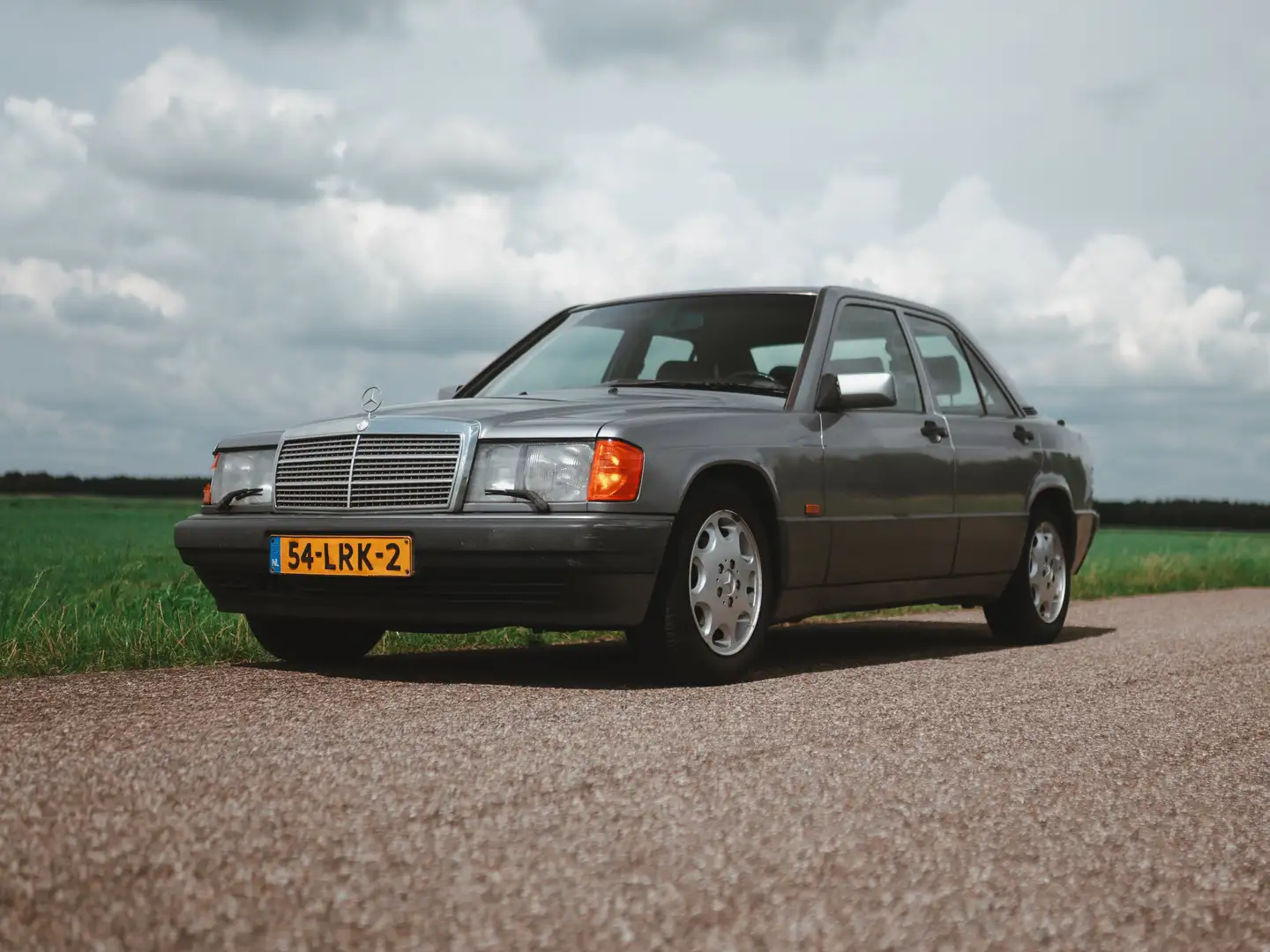 Mercedes-Benz 190 2.6E Grijs - 1