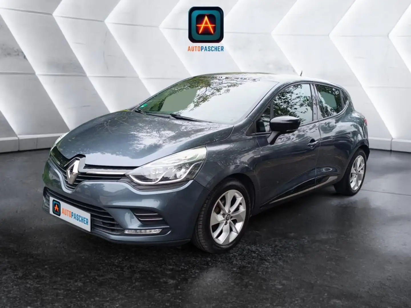 Renault Clio Clio IV 0.9 TCe - 90Ch Limited PHASE 2 PACK LUXE S Grau - 1