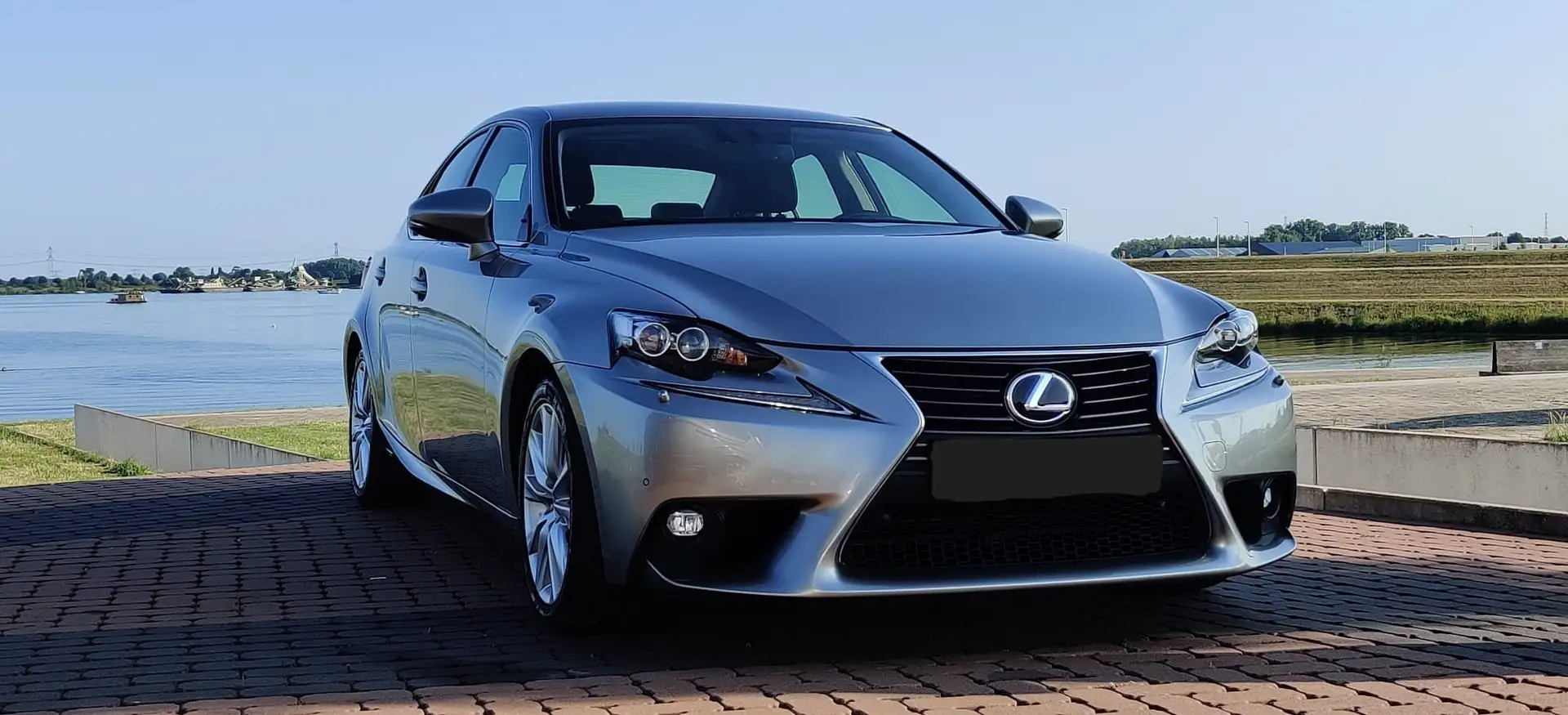 Lexus IS 300 IS 300h Luxury Line Argent - 1