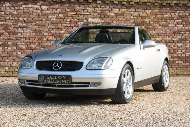 Mercedes-Benz SLK 230 Kompressor "12.657 kms" "12.657 kms" - Newly deliv