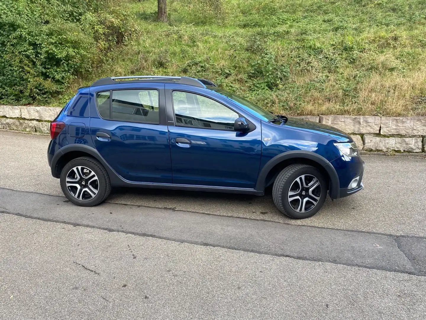 Dacia Sandero Sandero TCe 90 Stepway Blau - 1