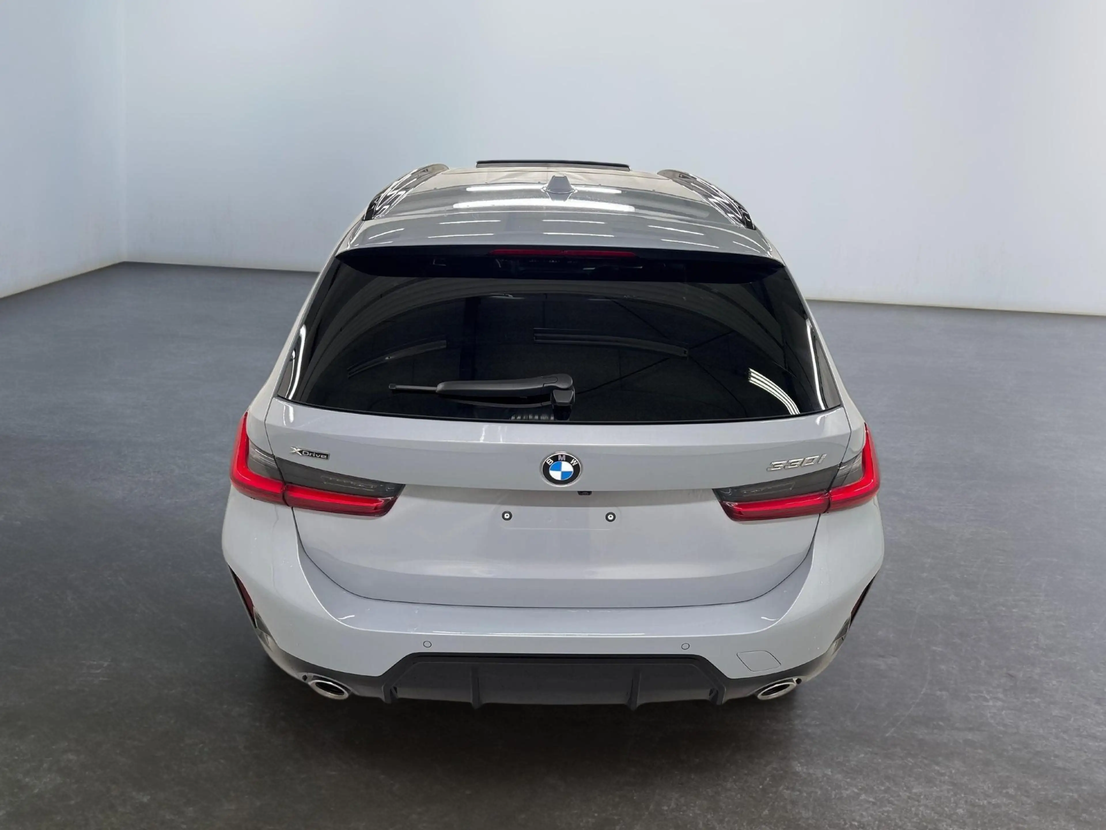BMW 330 Touring 330i xDrive M Sport 245PS/180kW Steptro... — photo 6