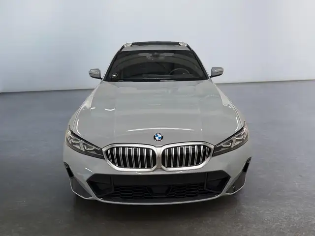 BMW 3 Series view 2