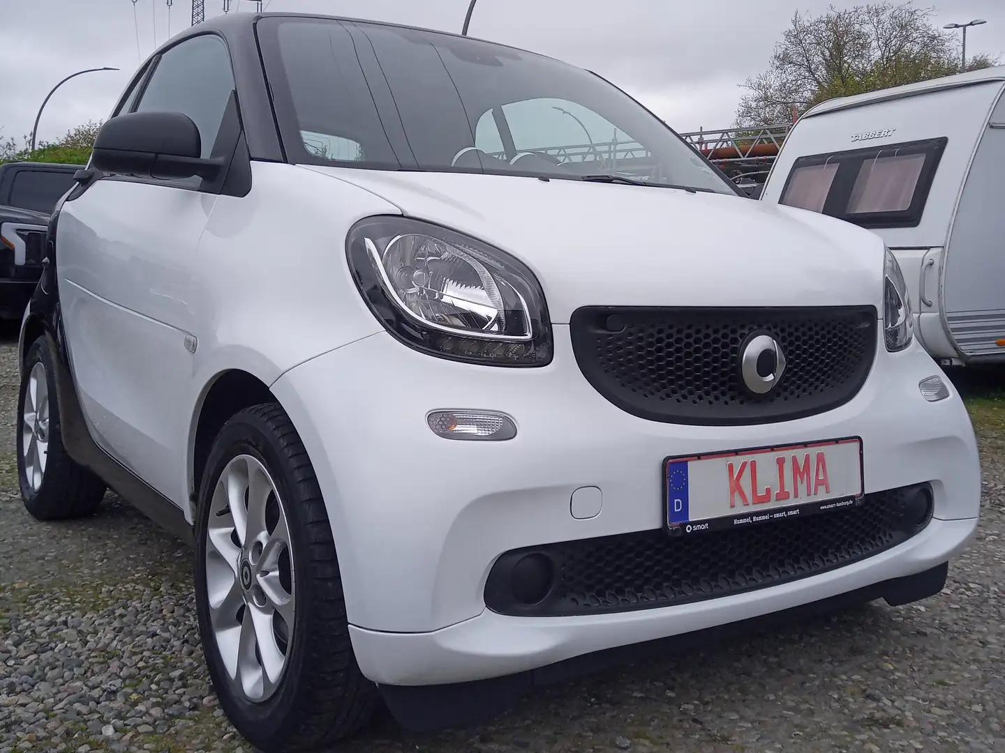 smart Sonstige smart fortwo coupe coupe Km:81.800 Weiß - 1