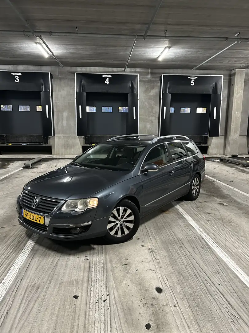 Volkswagen Passat 1.4 TSI Comfortline Grijs - 2