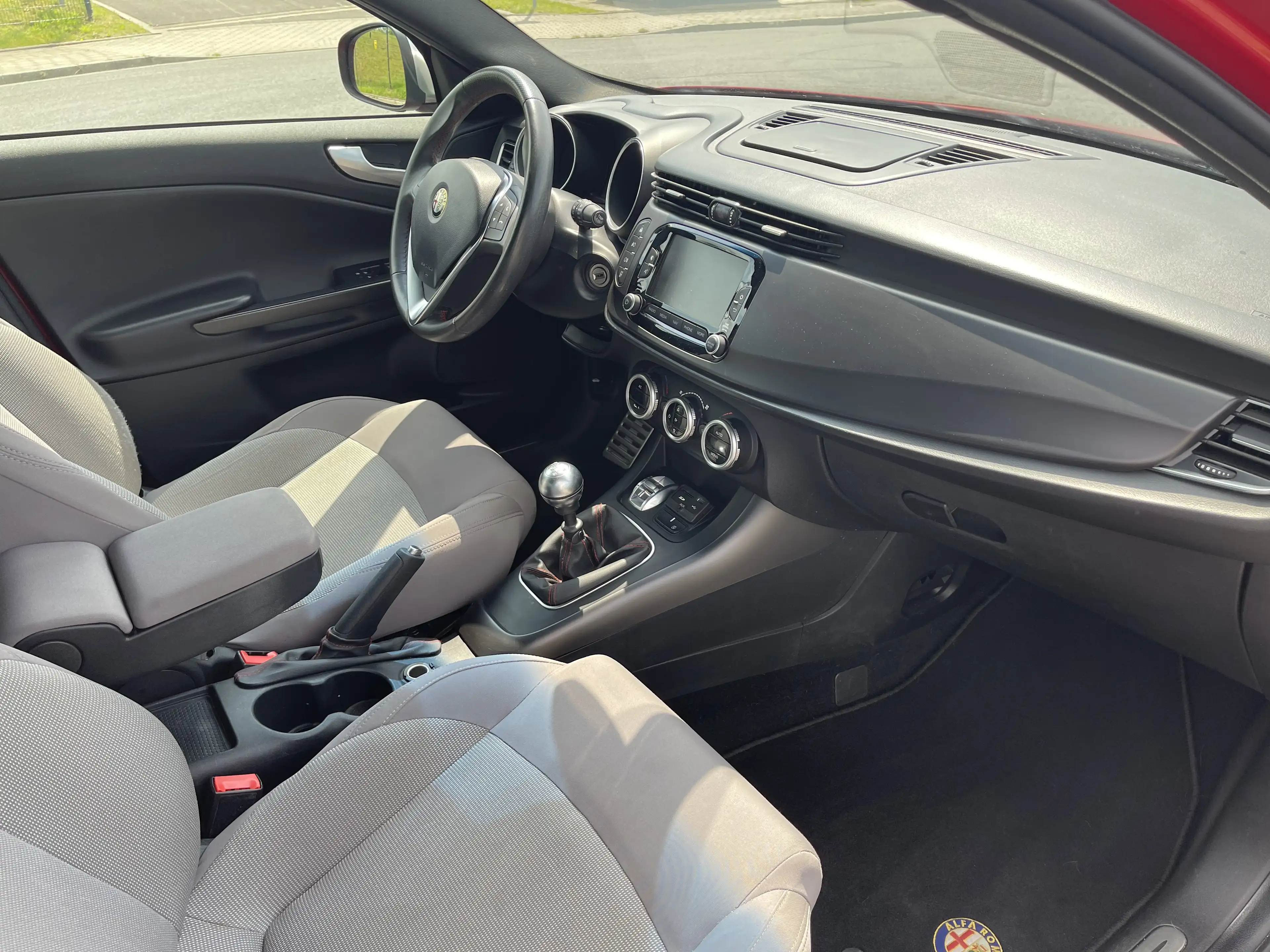Alfa Romeo Giulietta 1.4 Turbo Turismo Multiair 2Hand Navi Top Gepflegt — photo 8