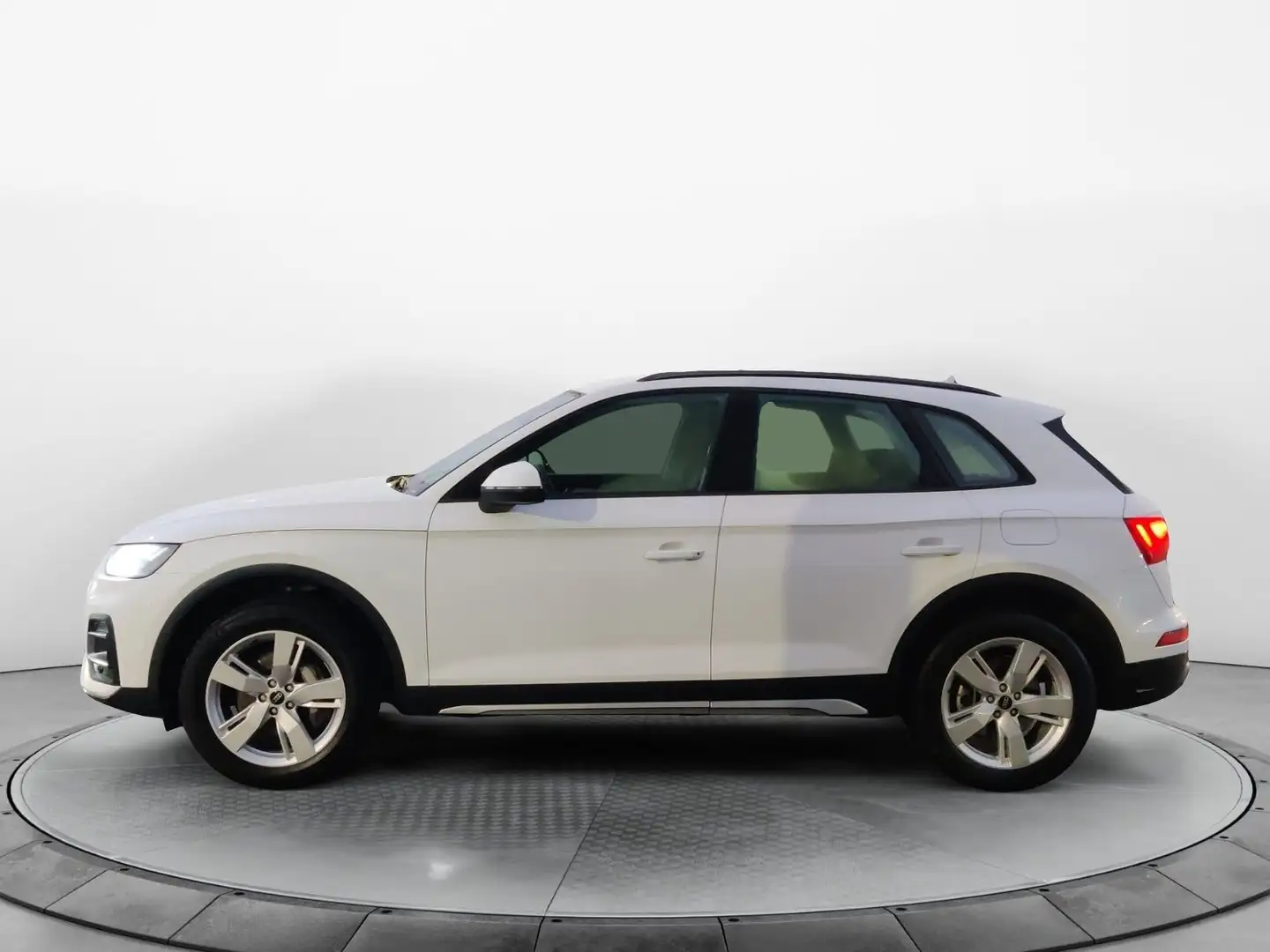 Audi Q5 50 TFSI e q. S-Tronic Advanced, LED, AHK, ACC Weiß - 2