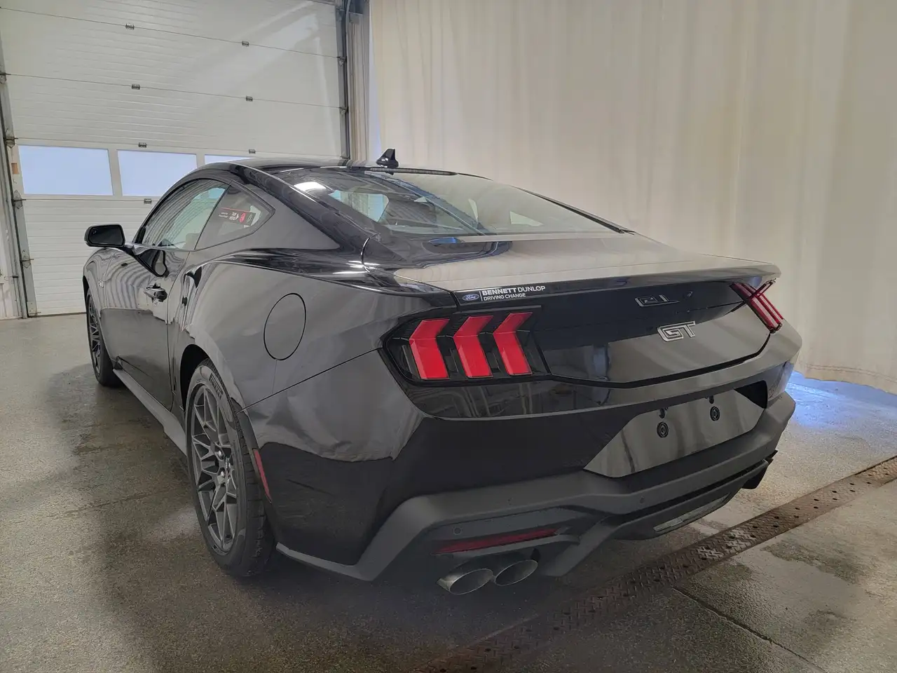 Ford Mustang снимка Ford Mustang
