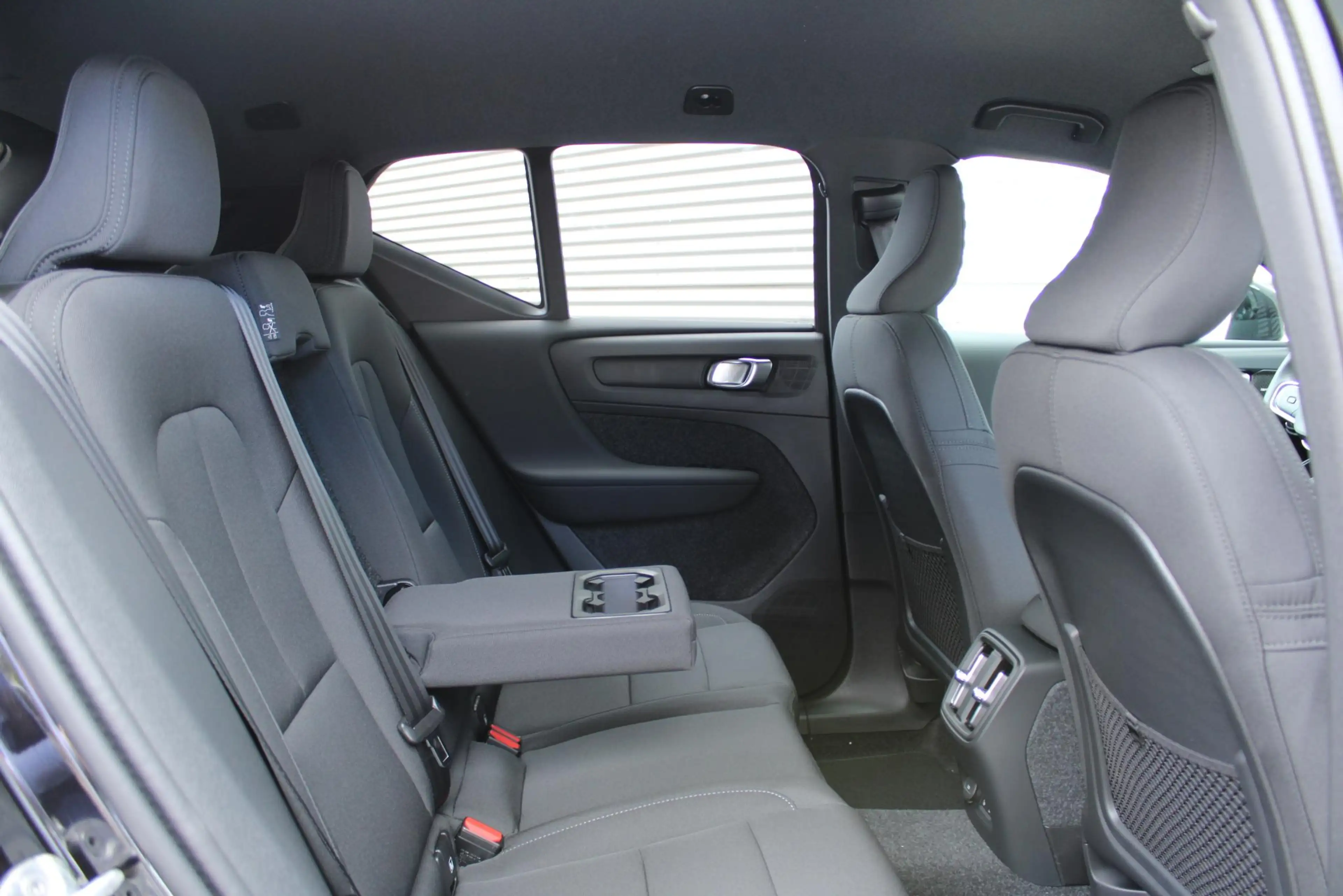Volvo EX40 Single Motor Extended Range Plus Europa 82 kWh | A — photo 6