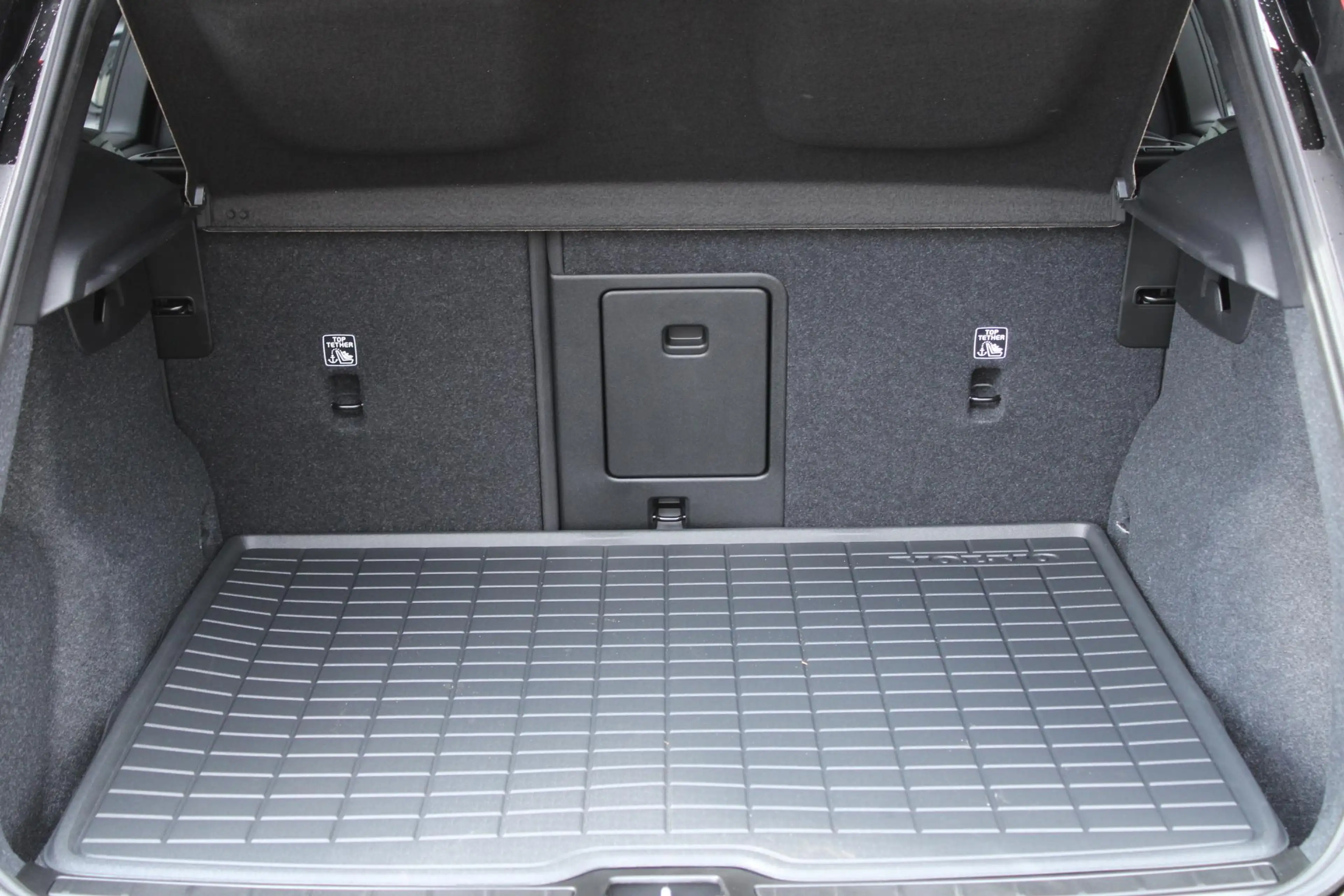 Volvo EX40 Single Motor Extended Range Plus Europa 82 kWh | A — photo 9