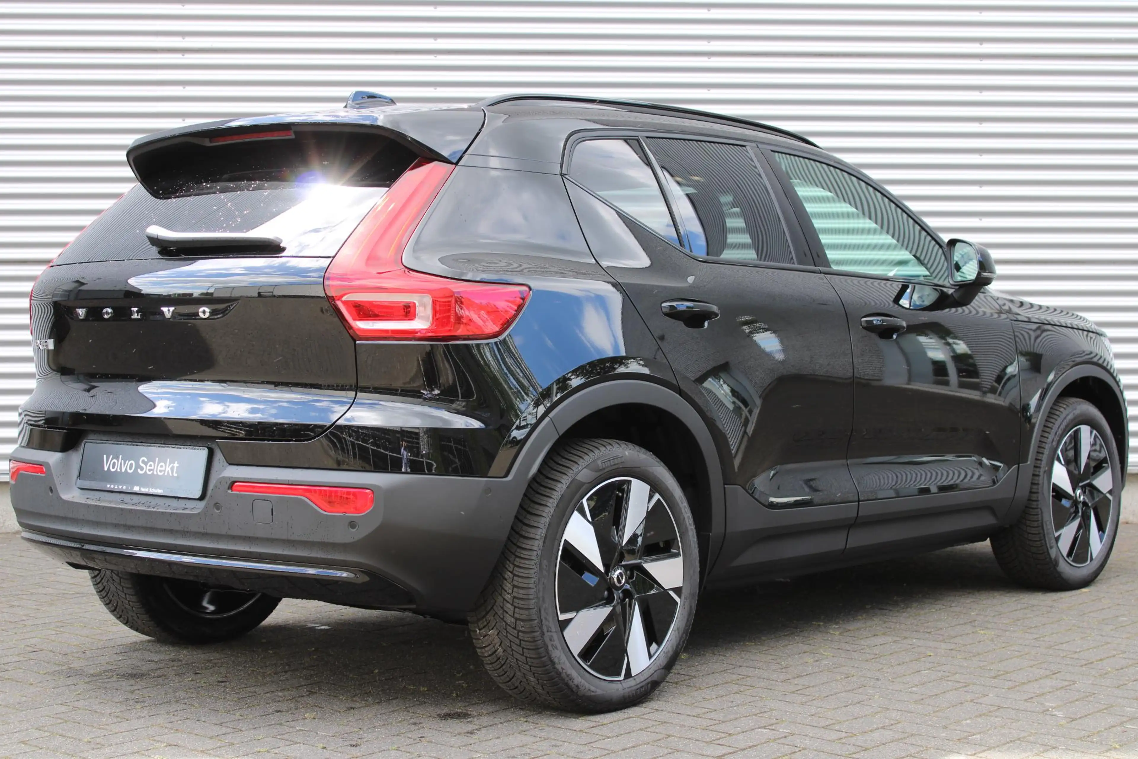 Volvo EX40 Single Motor Extended Range Plus Europa 82 kWh | A — photo 2