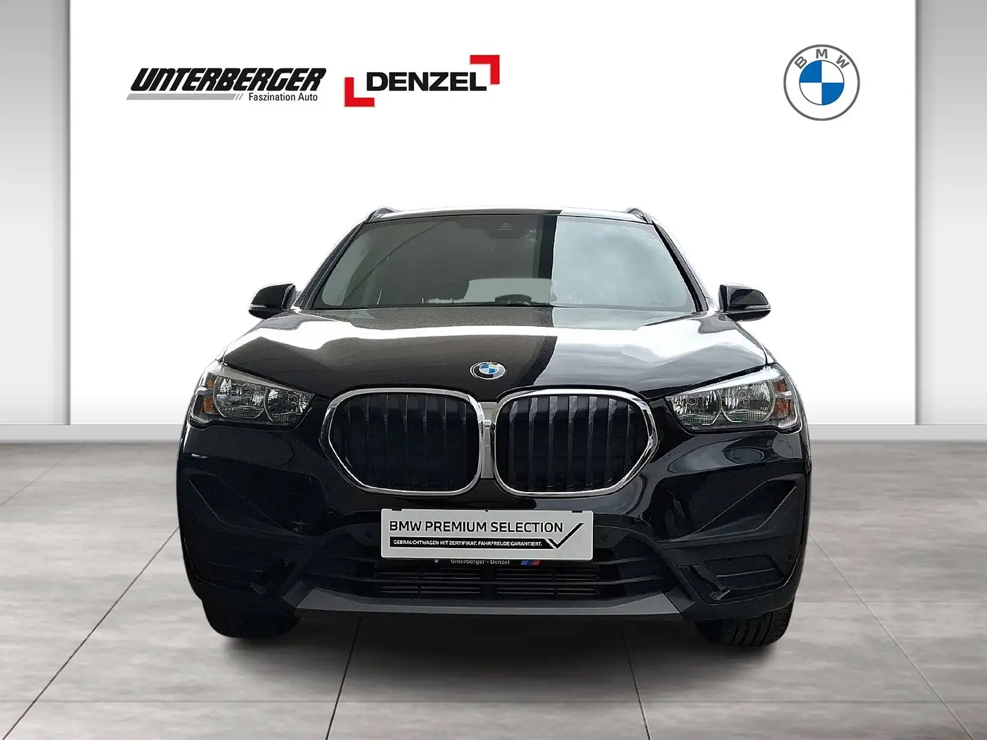 BMW X1 xDrive18d Advantage Schwarz - 2