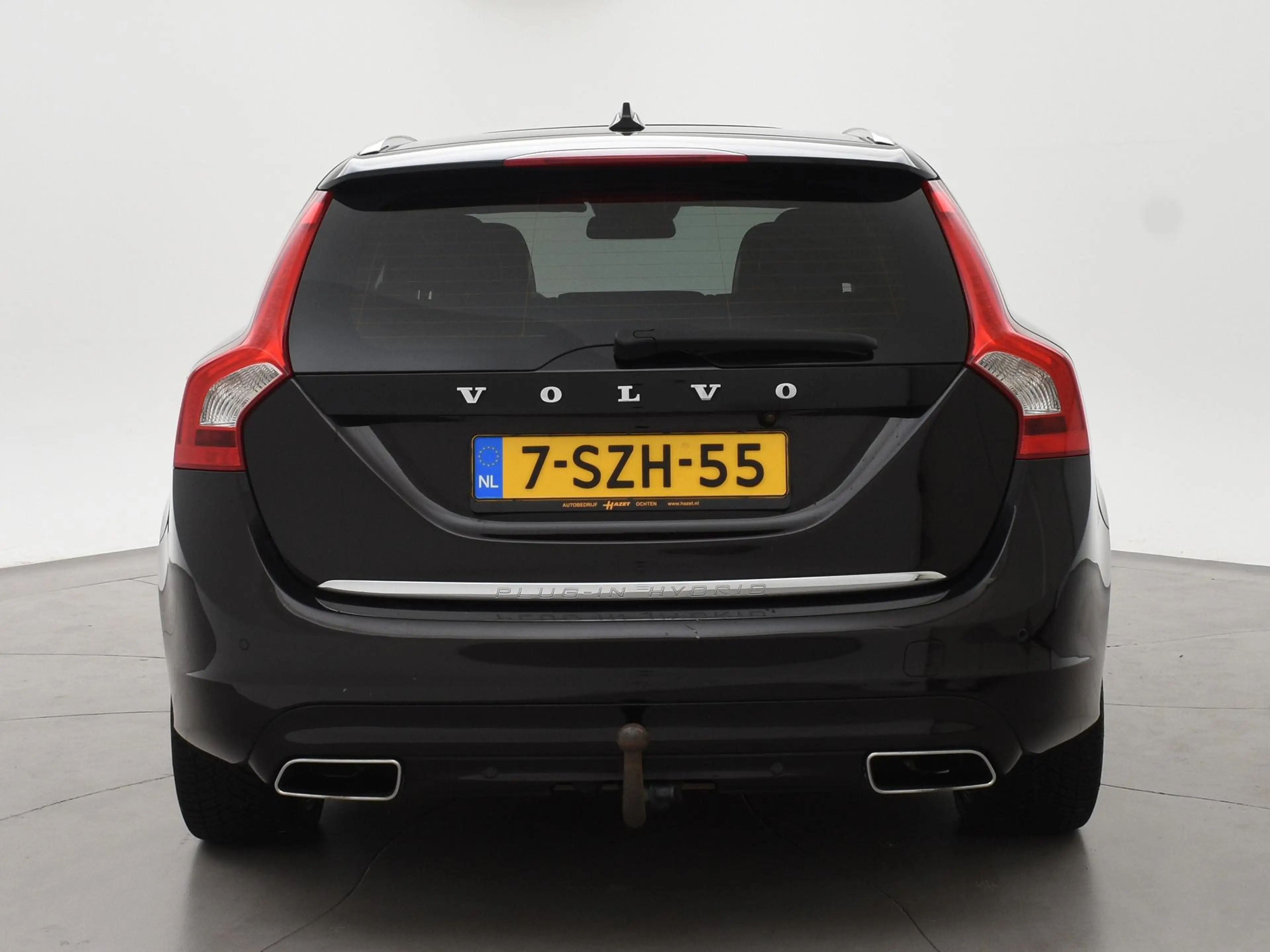 Volvo V60 2.4 D6 AWD PLUG-IN AMBER BLACK + COGNAC LEDER | AD — photo 8