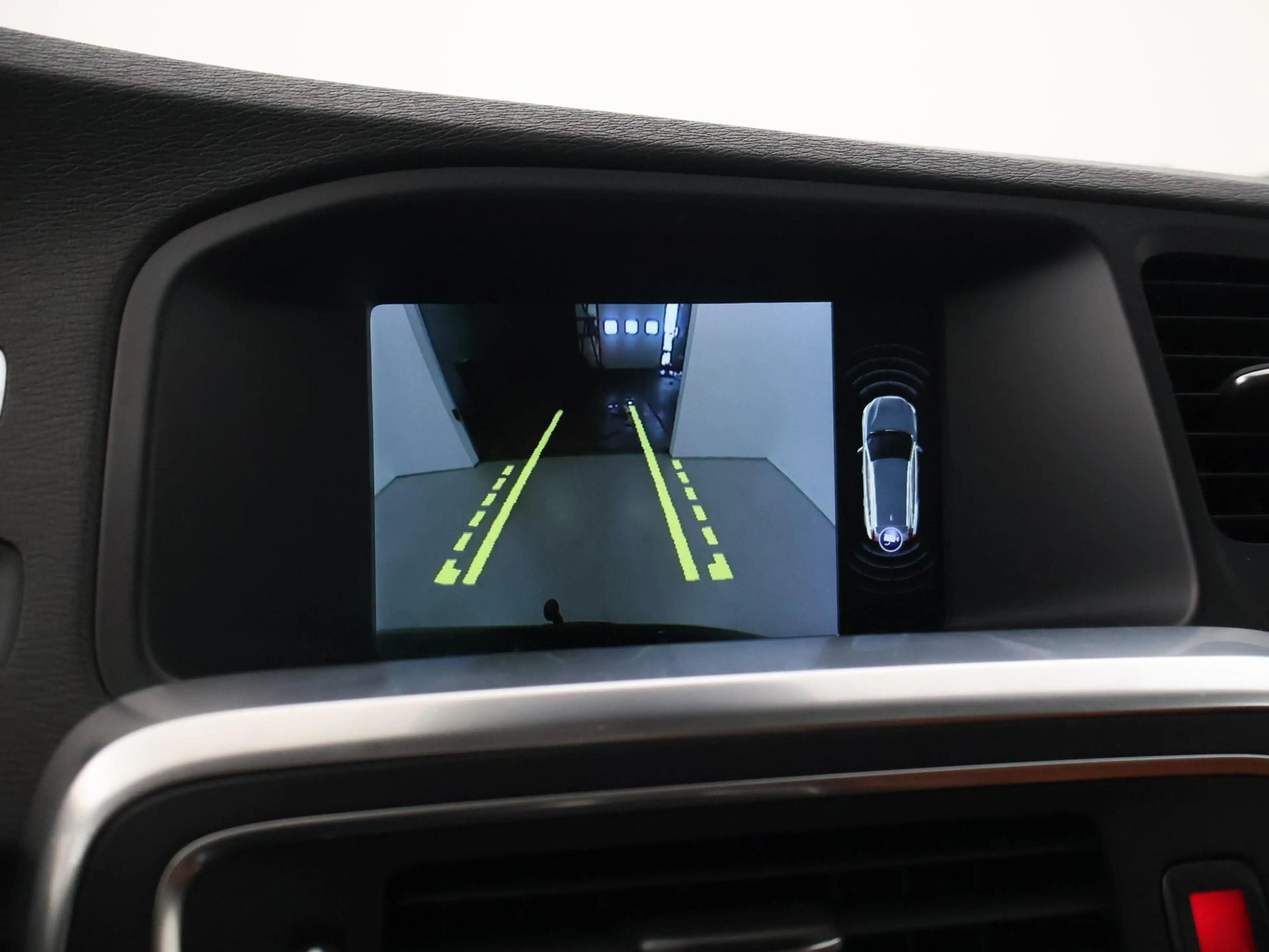 Volvo V60 2.4 D6 AWD PLUG-IN AMBER BLACK + COGNAC LEDER | AD — photo 16