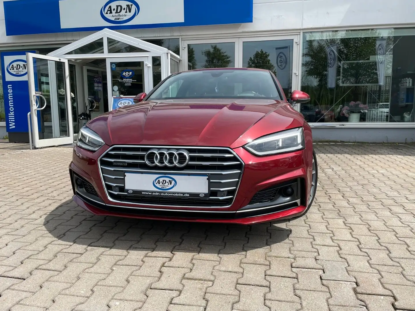 Audi A5 Coupe quattro sport 3.0 TDI S tronic S line Rot - 1