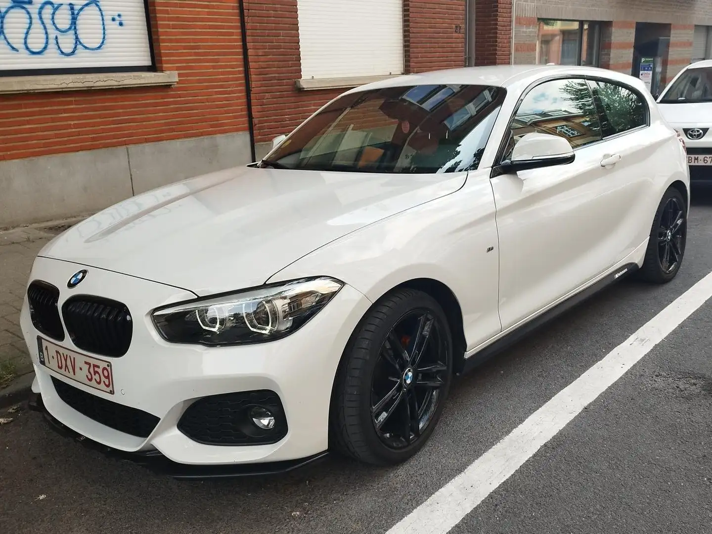BMW 118 118 dA JOY Edition AdBlue (EU6d-TEMP) Blanc - 1