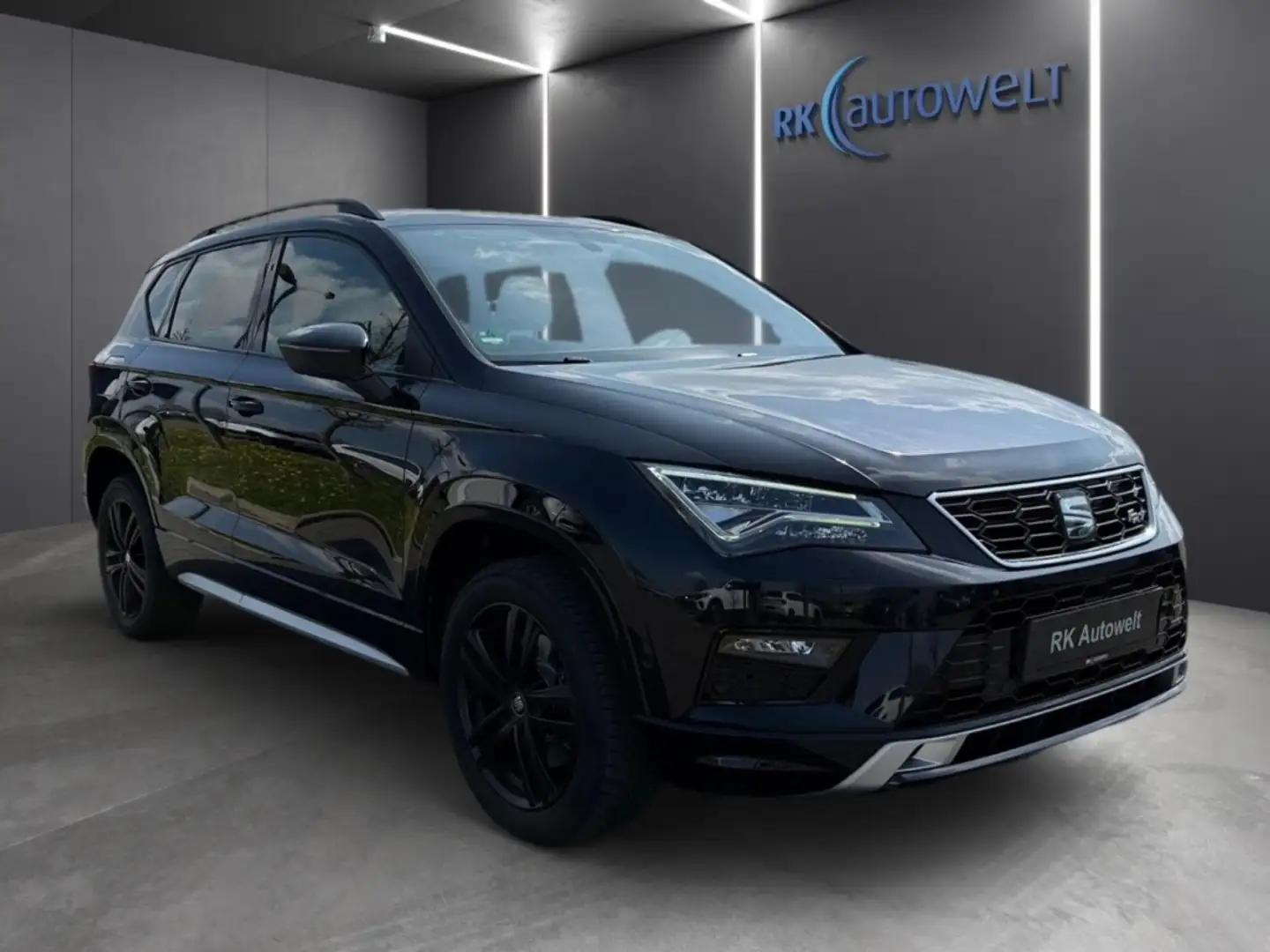 SEAT Ateca 1.5 TSI ACT FR Navi ACC El. Heckklappe Schwarz - 2