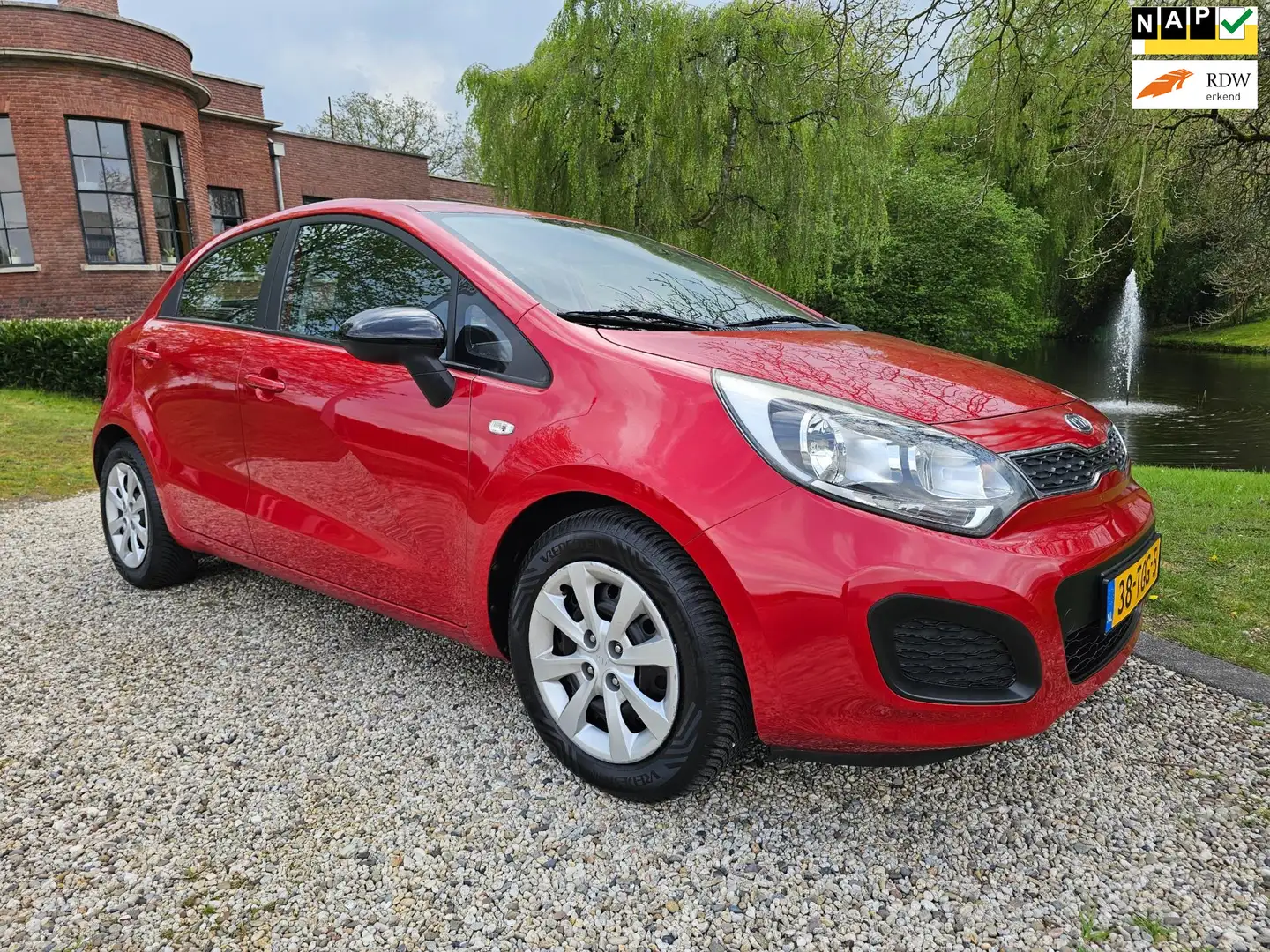 Kia Rio 1.2 CVVT Comfort Pack 5-deurs AIRCO Roşu - 1