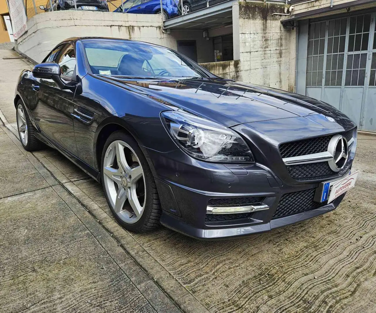 Mercedes-Benz SLK 200 BlueEFFICIENCY PREMIUM AMG ! Grigio - 1