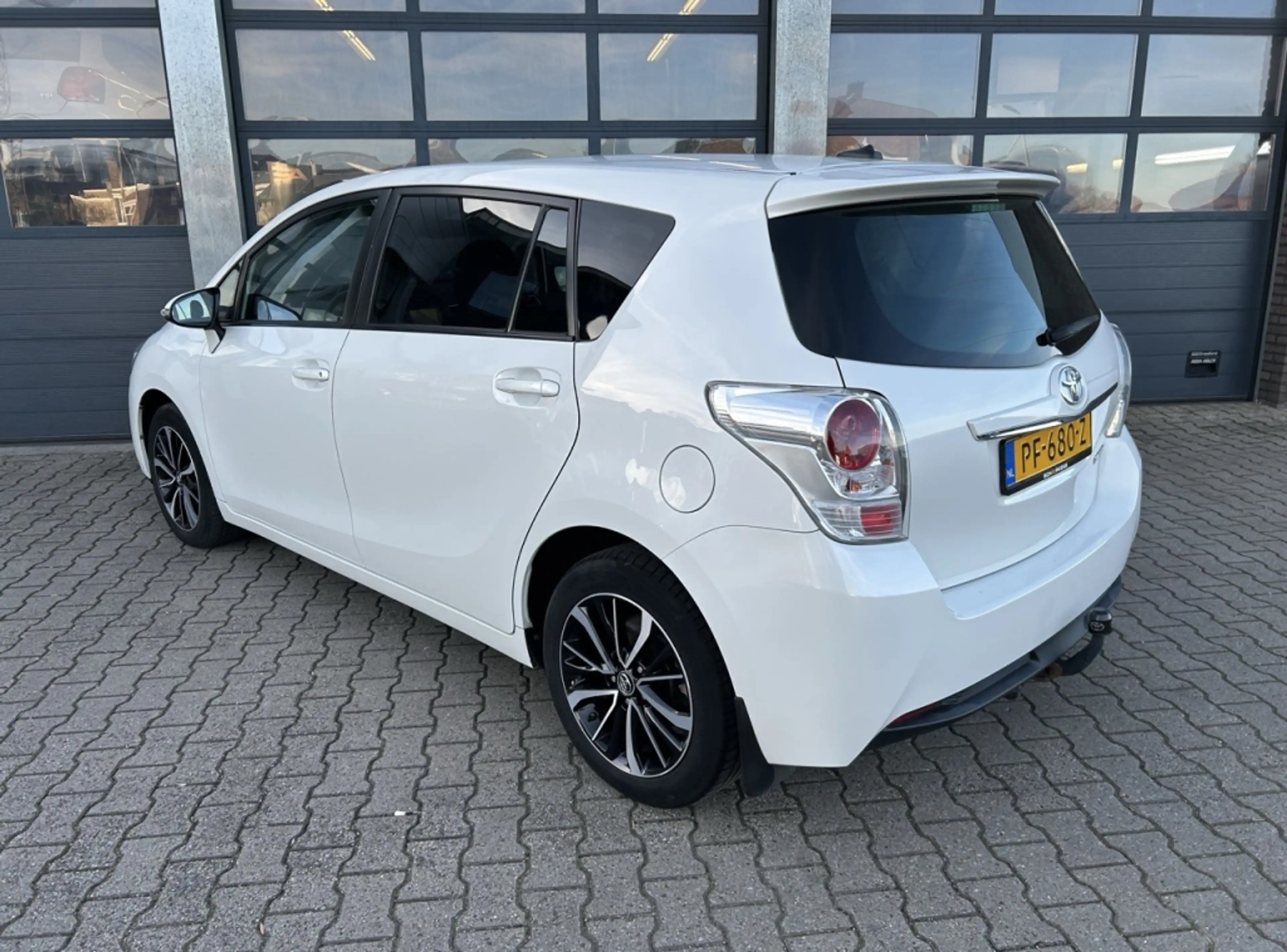 Toyota Verso 1.8 VVT-i 147pk Automaat Dynamic — photo 3