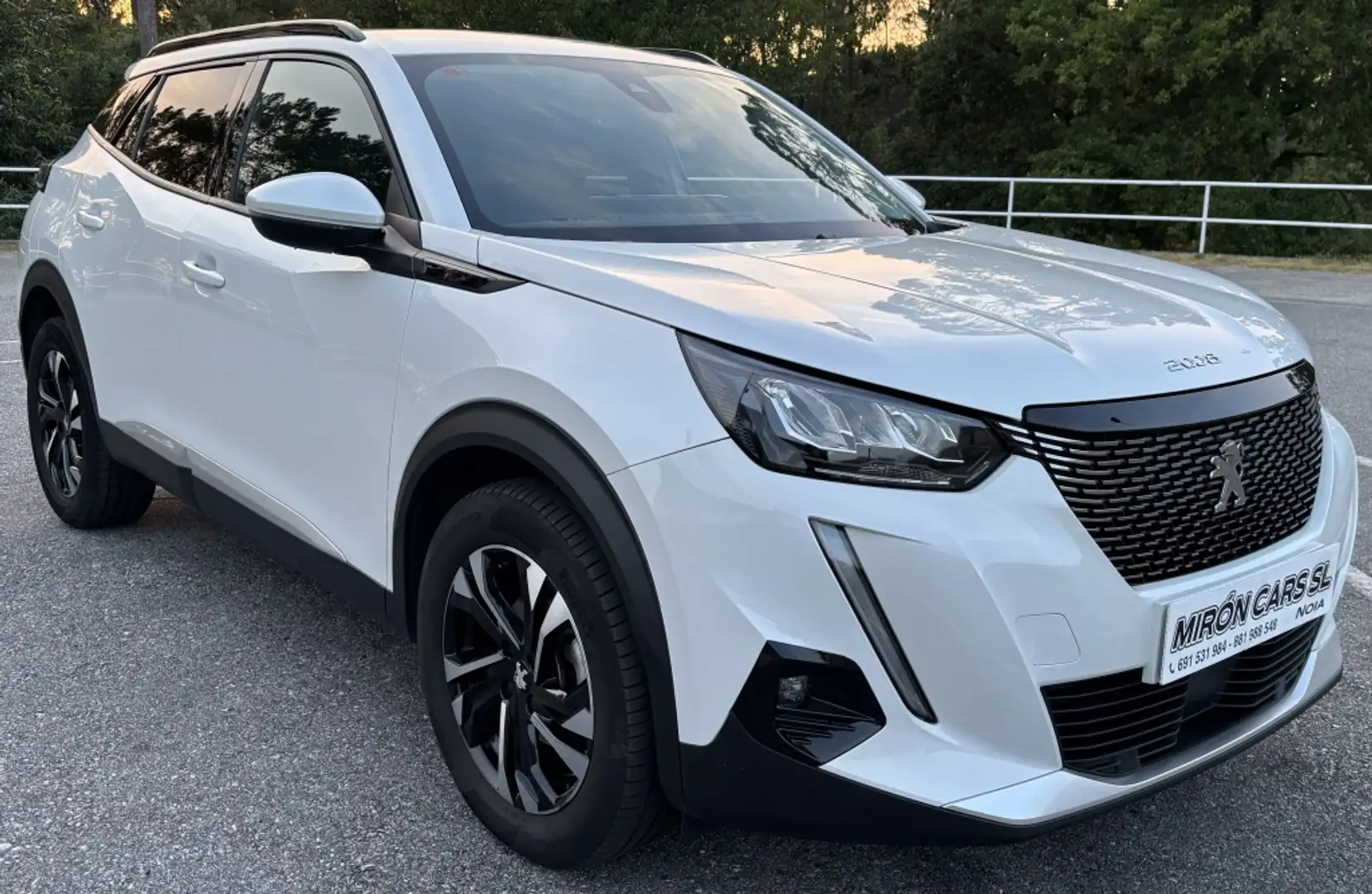 Peugeot 2008 1.5BlueHDi S&S Allure 110 Blanco - 2