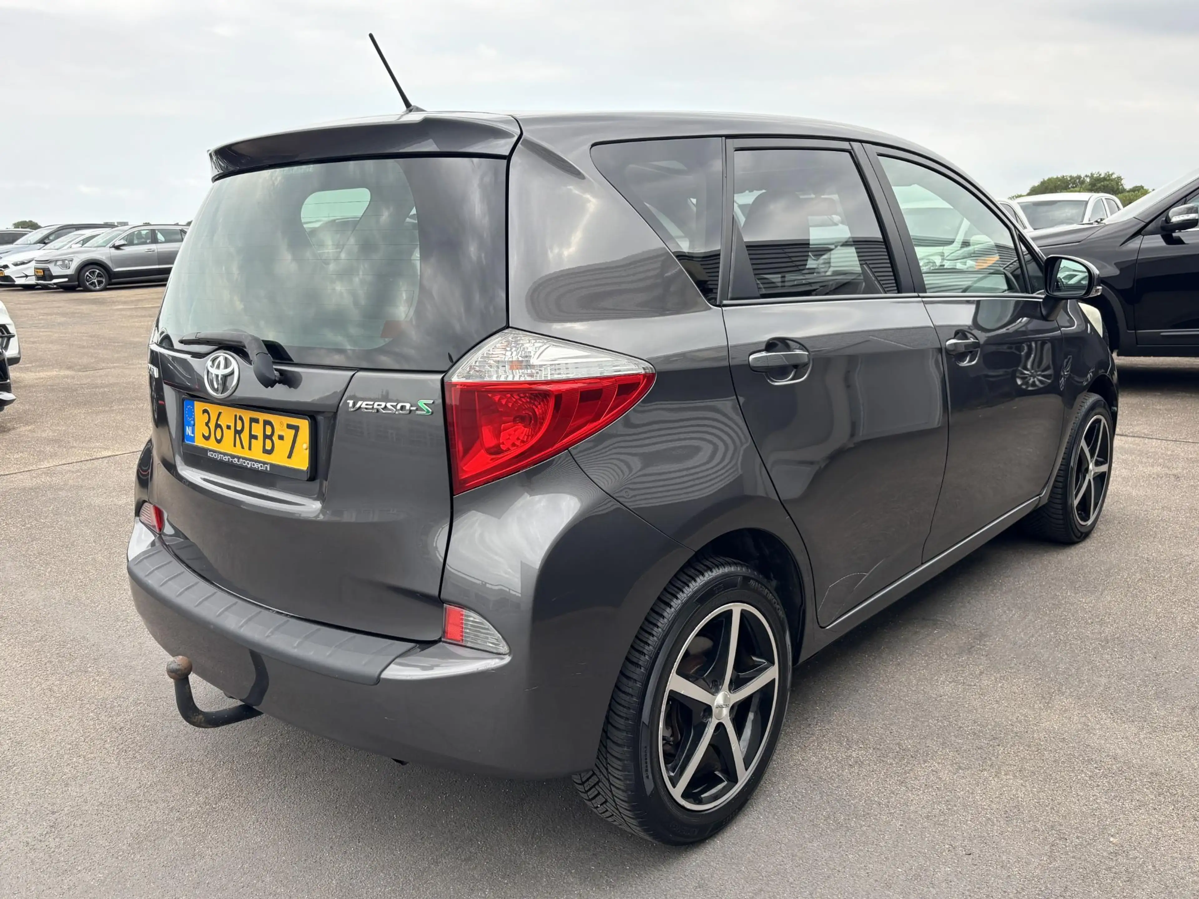Toyota Verso-S 1.3 VVT-i Aspiration Panoramadak / LM velgen / Tre — photo 7
