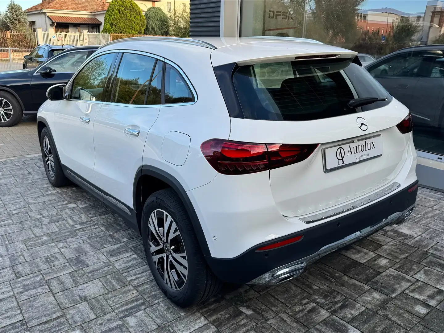 Mercedes-Benz GLA 180 GLA 180 Progressive Advanced Plus auto Bianco - 2