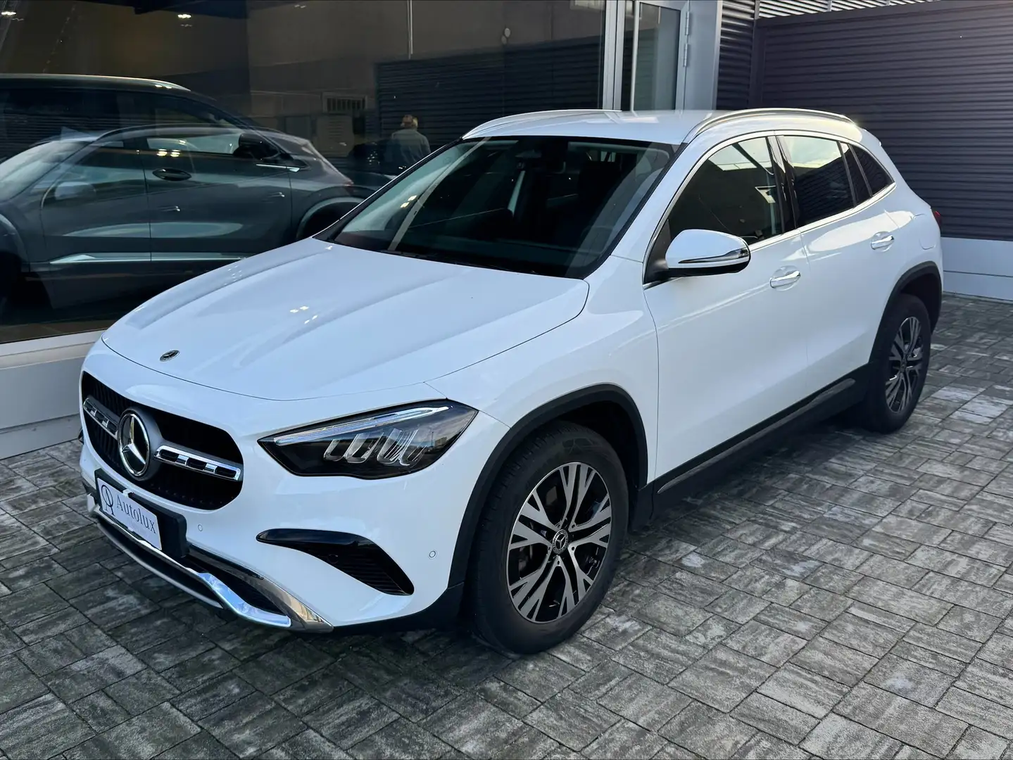 Mercedes-Benz GLA 180 GLA 180 Progressive Advanced Plus auto Bianco - 1