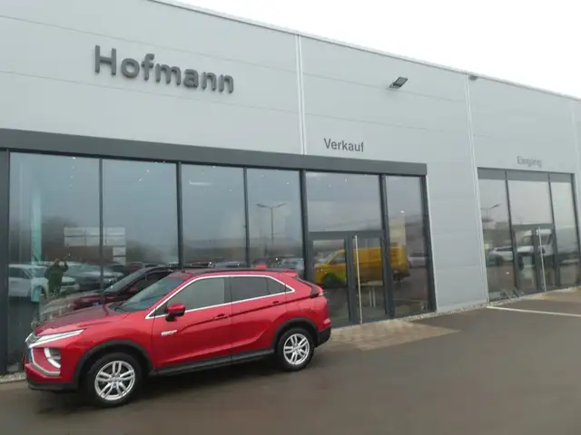 Mitsubishi Eclipse Cross Basis Hybrid 4WD Klima, Kamera