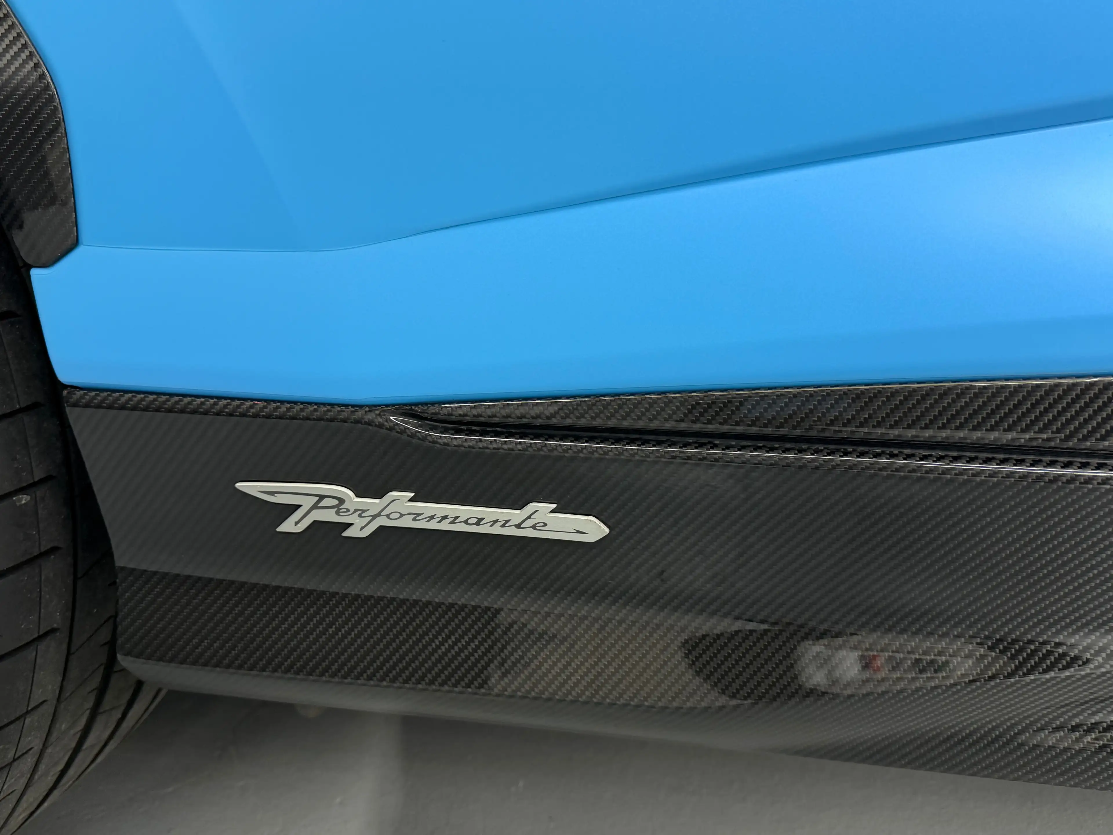 Lamborghini Urus Performante Bleu Cepheus MATT Full PPF — photo 9