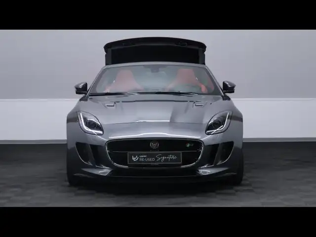 Jaguar F-Type view 5
