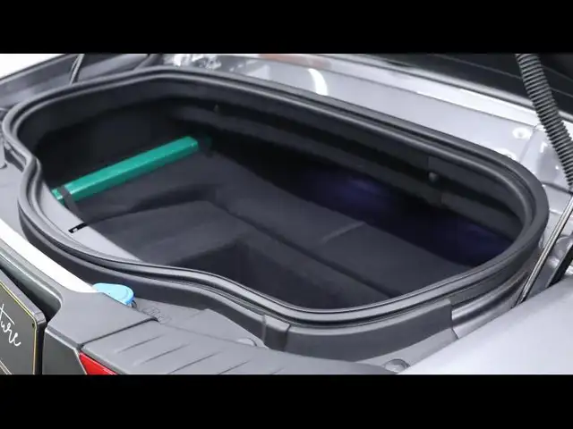 Jaguar F-Type view 22