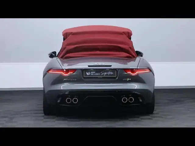 Jaguar F-Type view 18