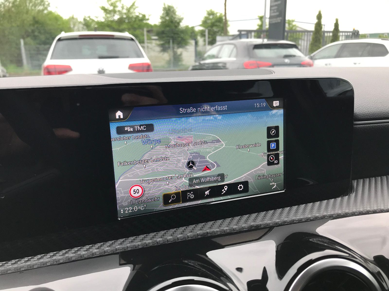Mercedes-Benz A 180 d 8G Style Kamera LED T-Leder MBUX PDC — photo 8