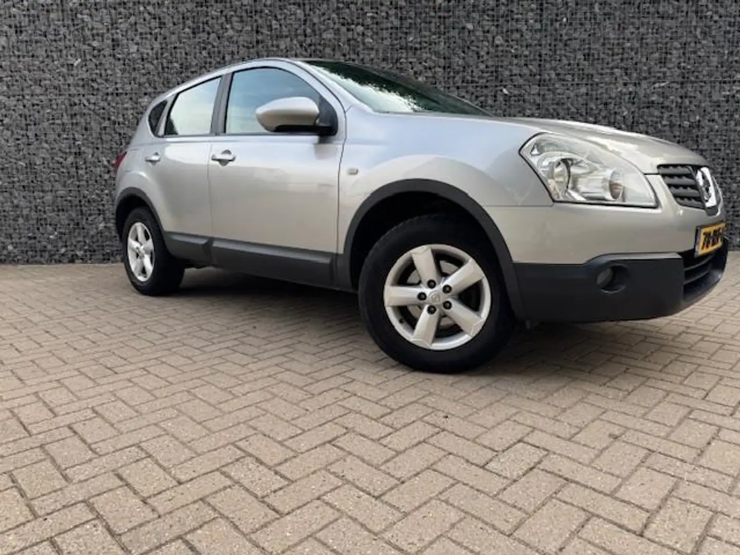 Nissan Qashqai 1.6 Acenta Gris - 2